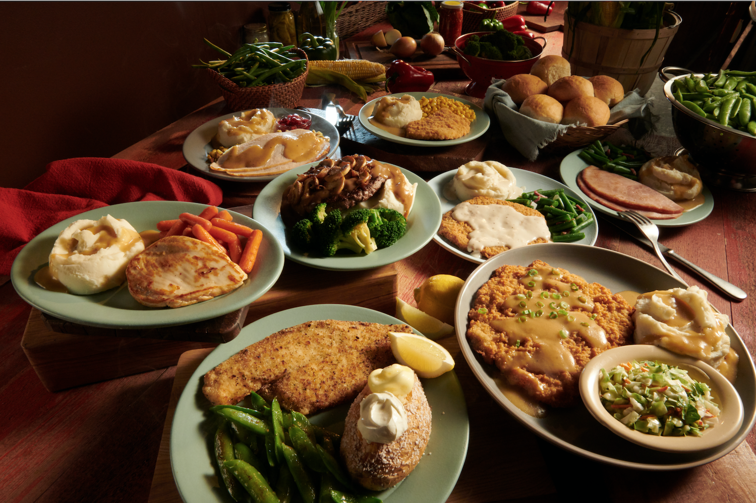 The eight Dinner Bell Plate entrées, now available for only $7.99, were carefully chosen for quality and variety, and consist of guest-favorites, as well as two brand new dishes.