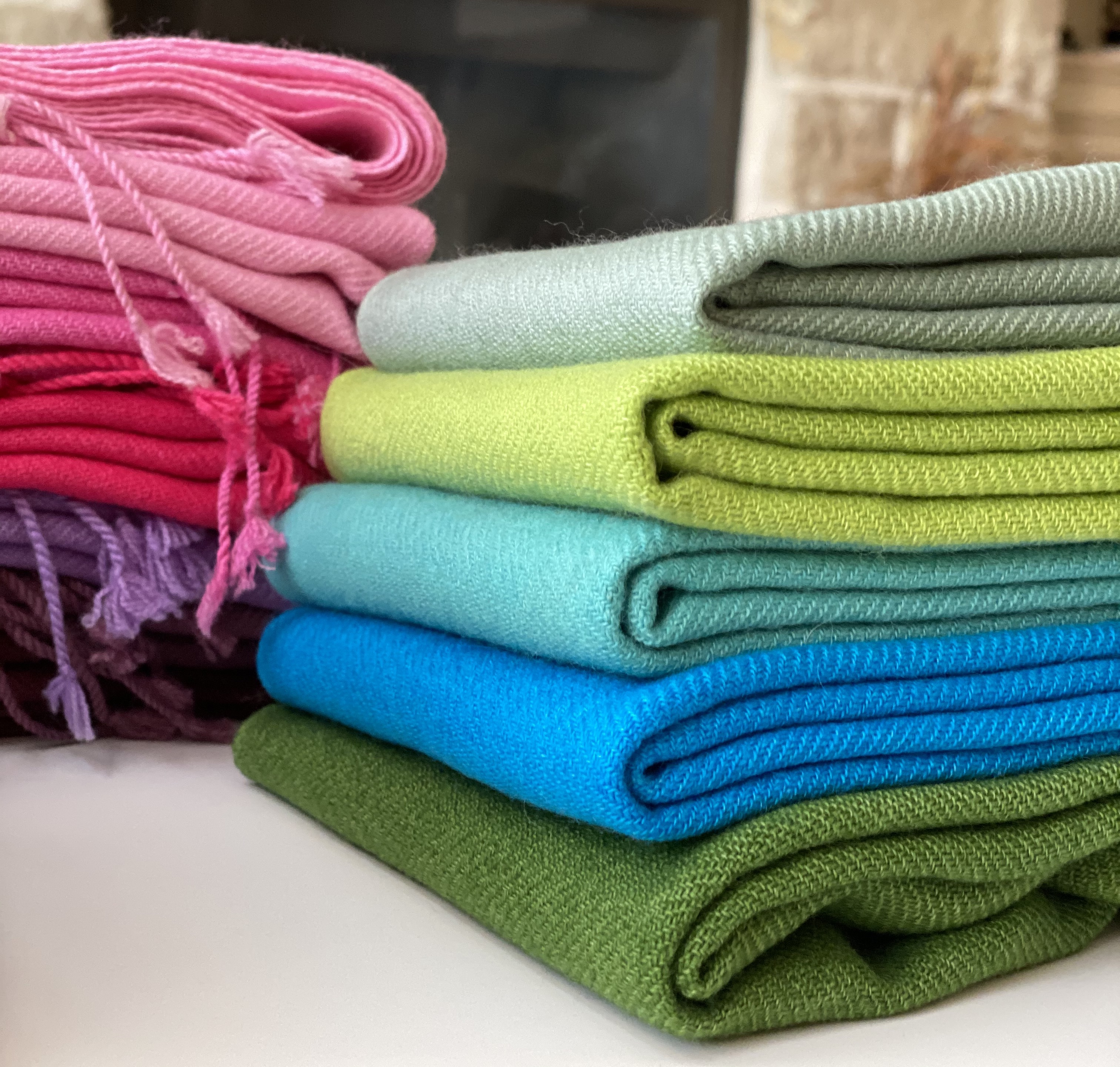 Cashmere Pashmina Wraps and Shawls are Always a Top Gift.