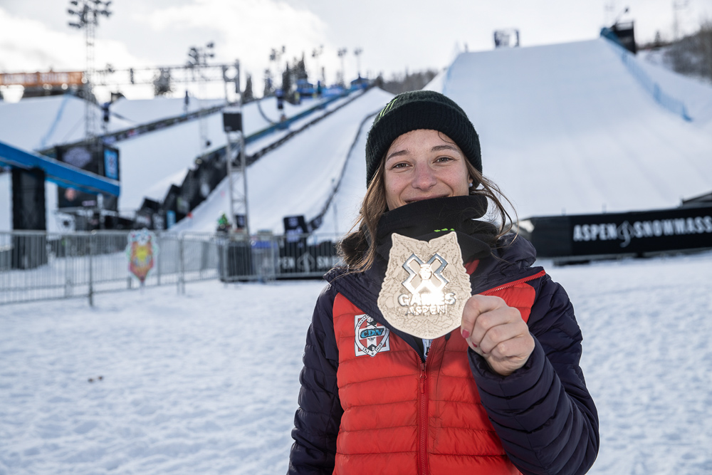 Monster Energy's Sarah Hoefflin Will Compete at X Games Aspen 2020 in Women's Ski Slopestyle and Big Air