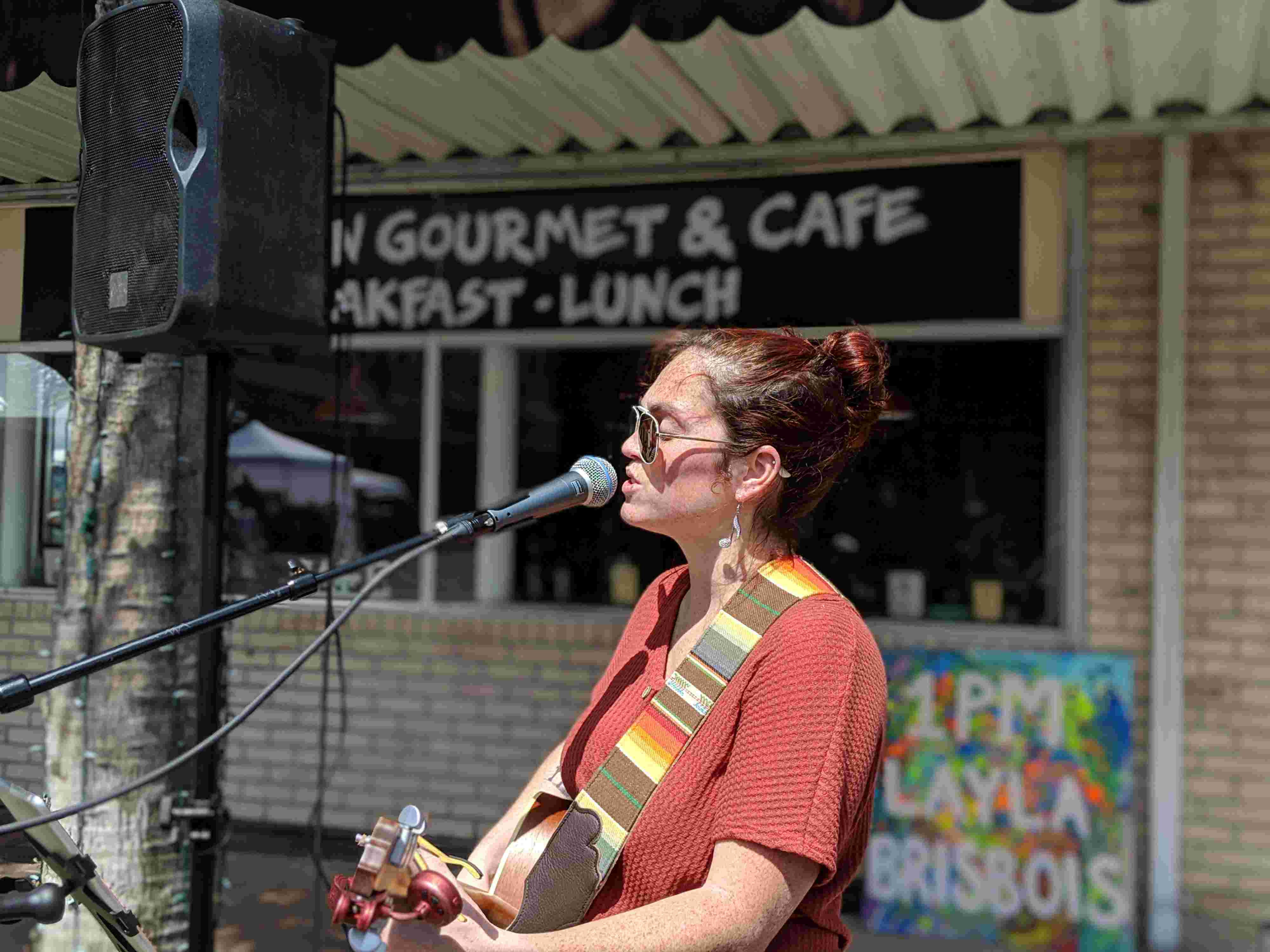 Live performances are scheduled at the 43rd Annual Leesburg Art Fest, throughout the free weekend event.