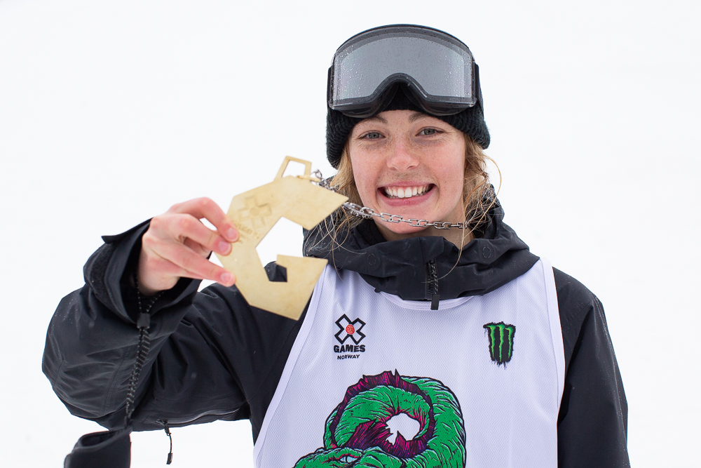Monster Energy's Zoi Sadowski-Synnott Takes Gold in Women's Snowboard Slopestyle at X Games Norway 2020