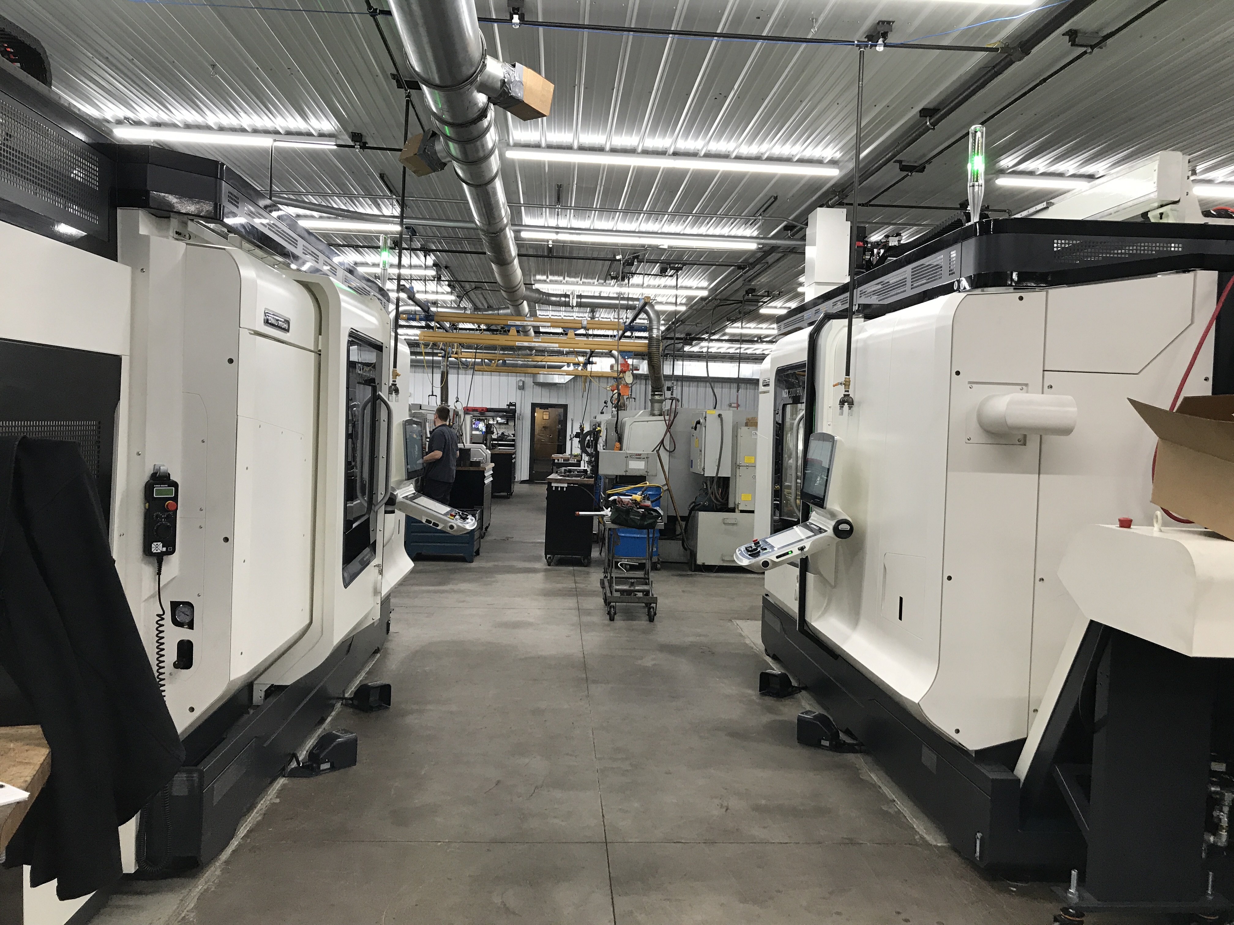 The only DMG MORI NZX 2000s configured with a gantry system in the Midwest, increasing production efficiency up to 20-35% and supporting shorter lead times, depending on the part.