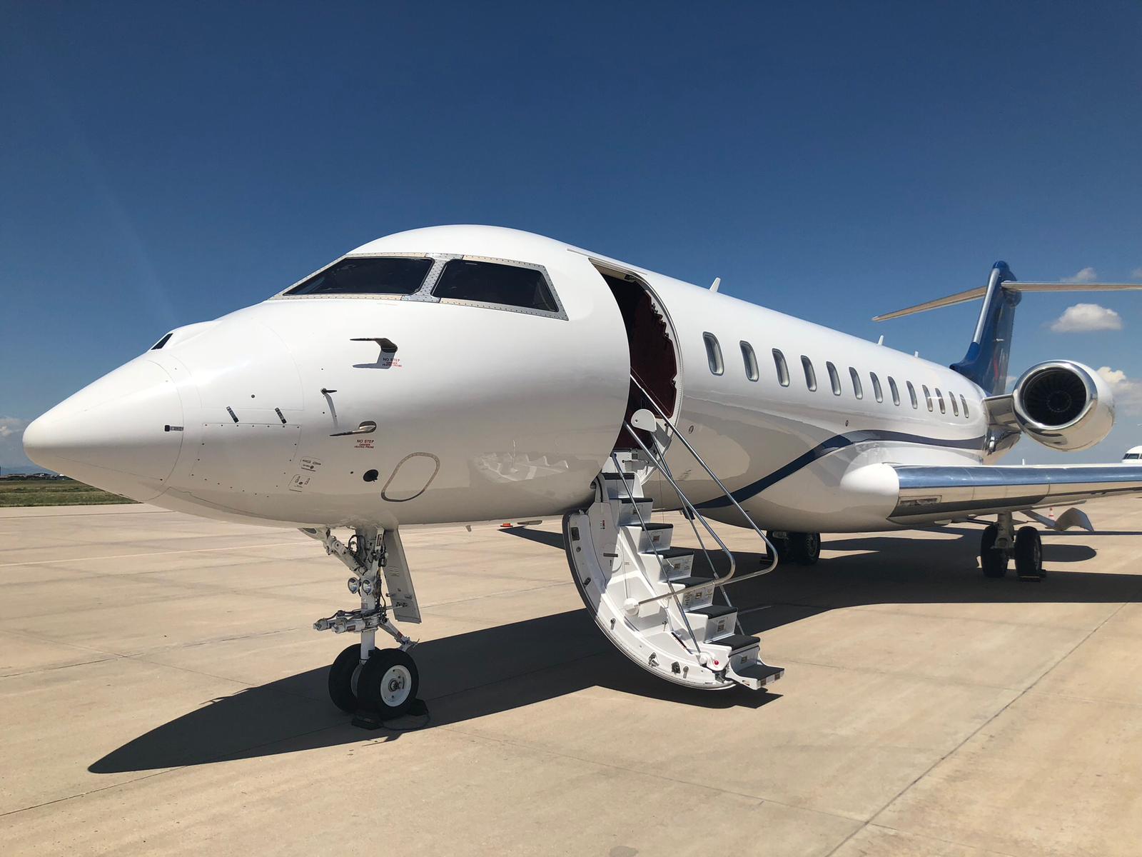 A Bombardier Global 6000 in the Elit'Avia fleet