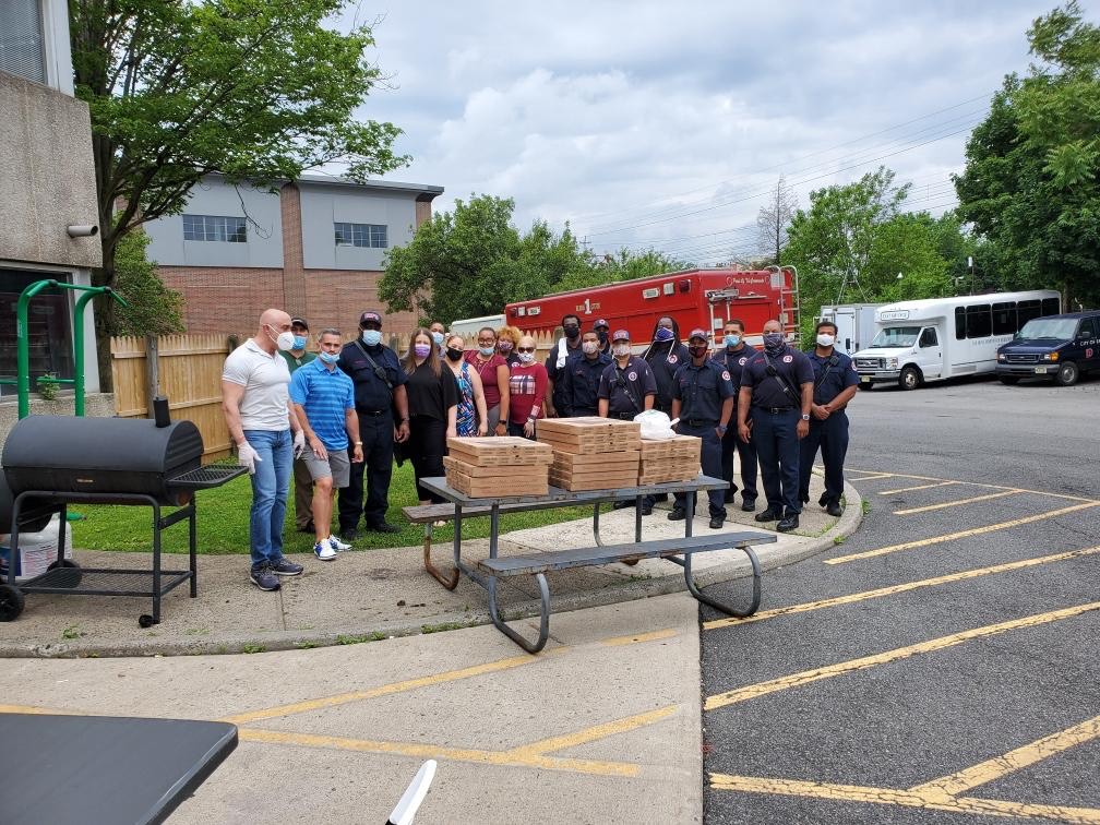 ProudLiving Companies partners with Papa Pat’s of Newark to deliver pizzas to municipal workers and health care professionals.