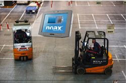 noax introduces a new logistics industrial computer with an integrated UPS battery for forklifts and industrial vehicles.