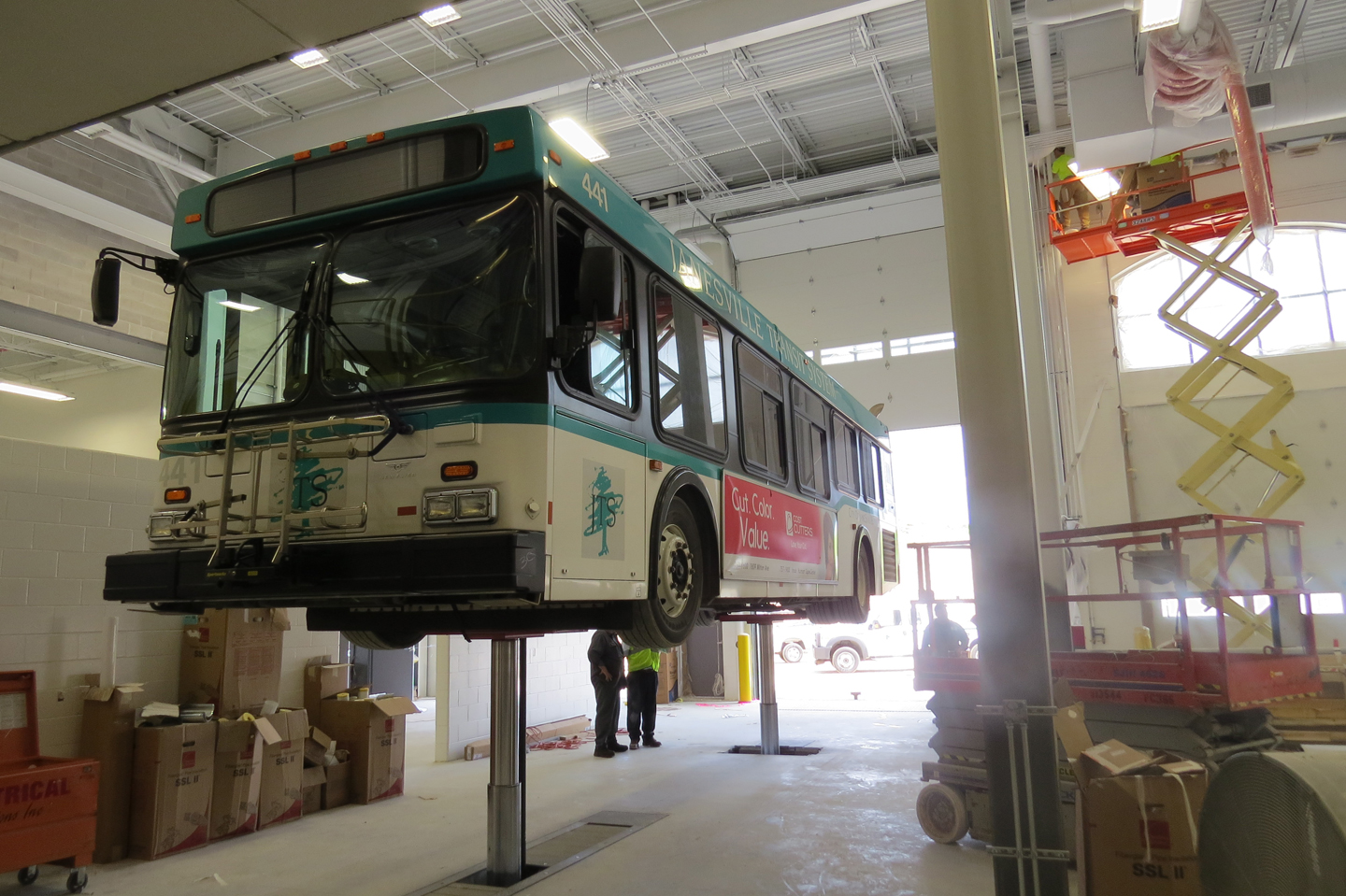 Wisconsin mass transit systems rely on Stertil-Koni inground DIAMONDLIFTs from Midwest Equipment Specialists