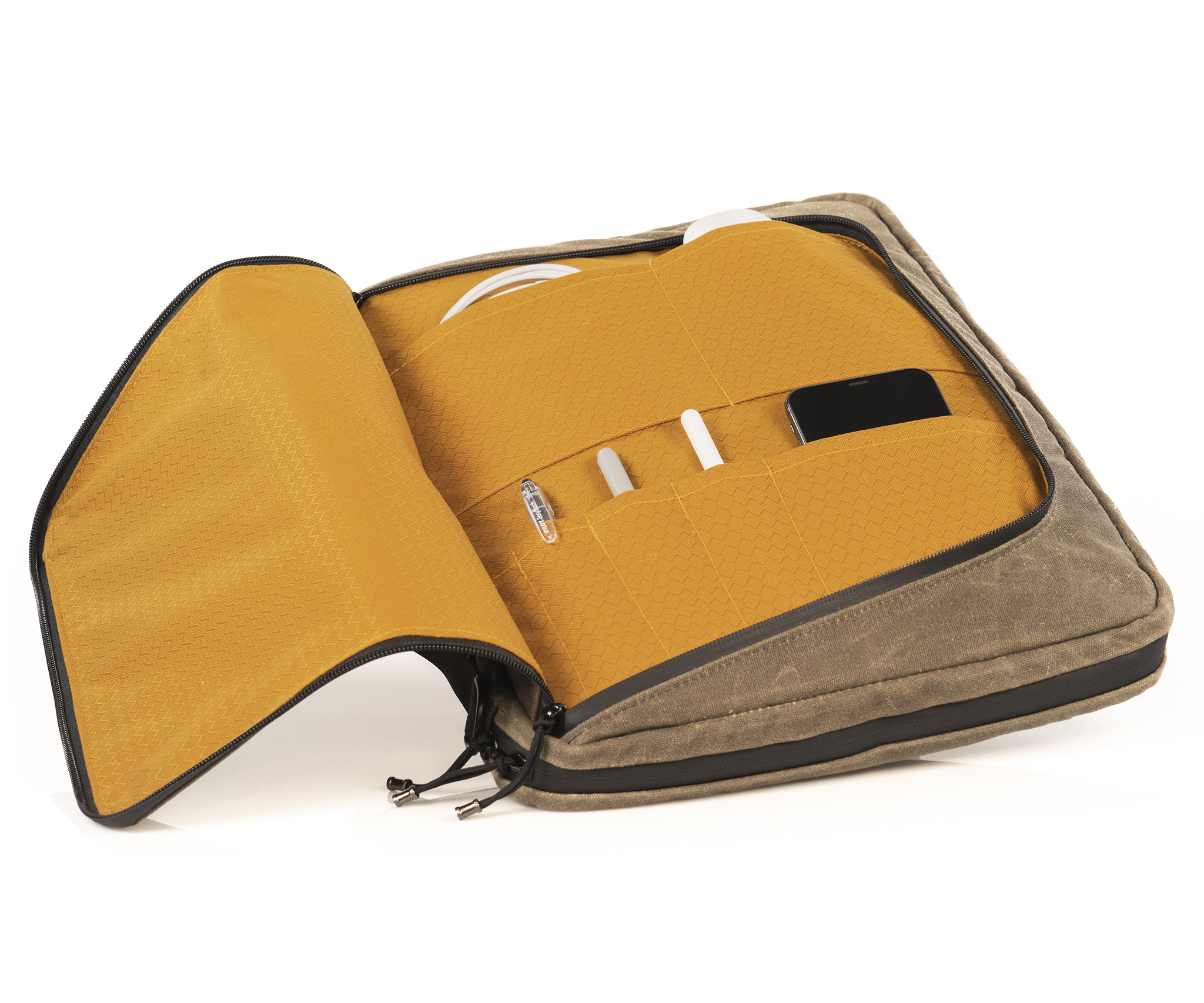 Front flap pocket with interior organization