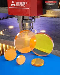Offered in 1” to 2” O.D. sizes with thicknesses ranging from 0.250” to 0.380”, Laser Research ZnSe Focusing Lenses are optimized for 10.6 microns and come in plano-convex and -meniscus configurations.