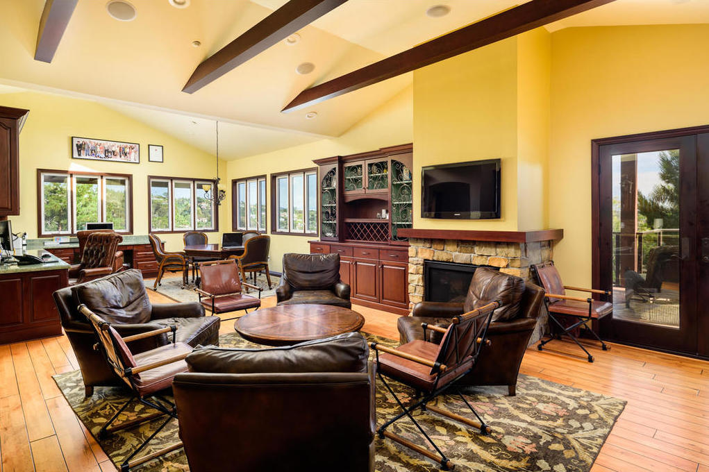 1,000 square feet of office and deck space at Managua Heights makes working from home a breeze! This Carlsbad CA property will be sold at No-Reserve Auction October 10th