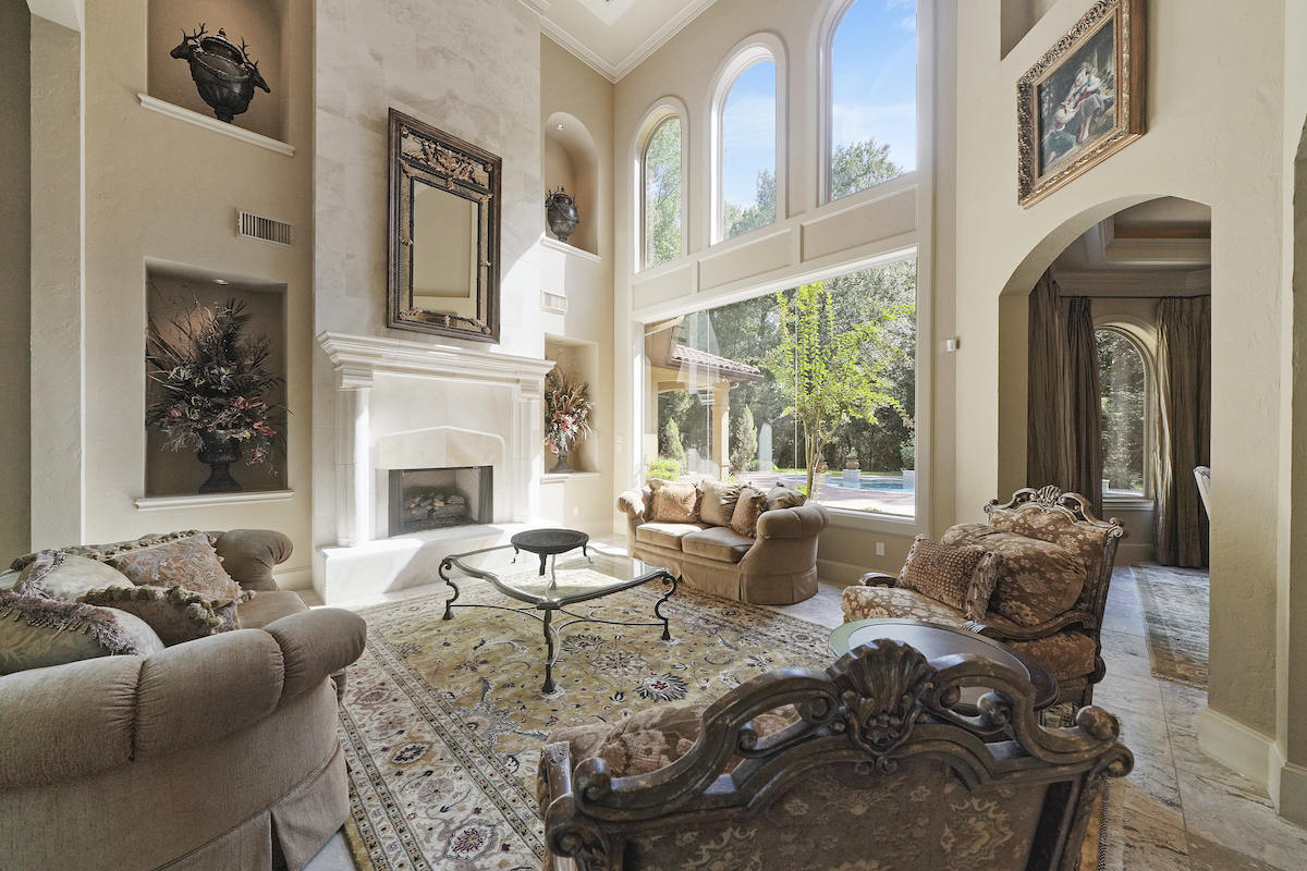 Havencrest's old world charm will bring comfort and sophistication to your everyday life in The Woodlands TX