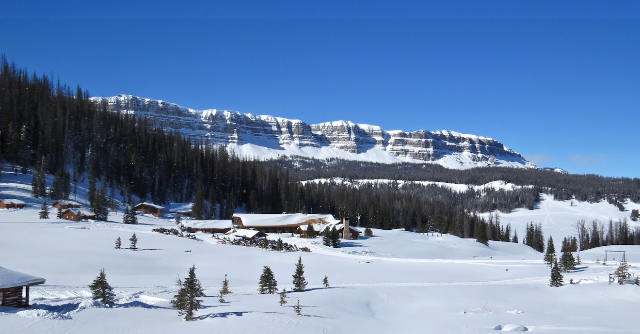 Brooks Lake Lodge is a winter wonderland for snow sport enthusiasts, offering snowmobiling, cross country skiing, snowshoeing and ice fishing to a maximum of 18 guests for the 2020/21 season.