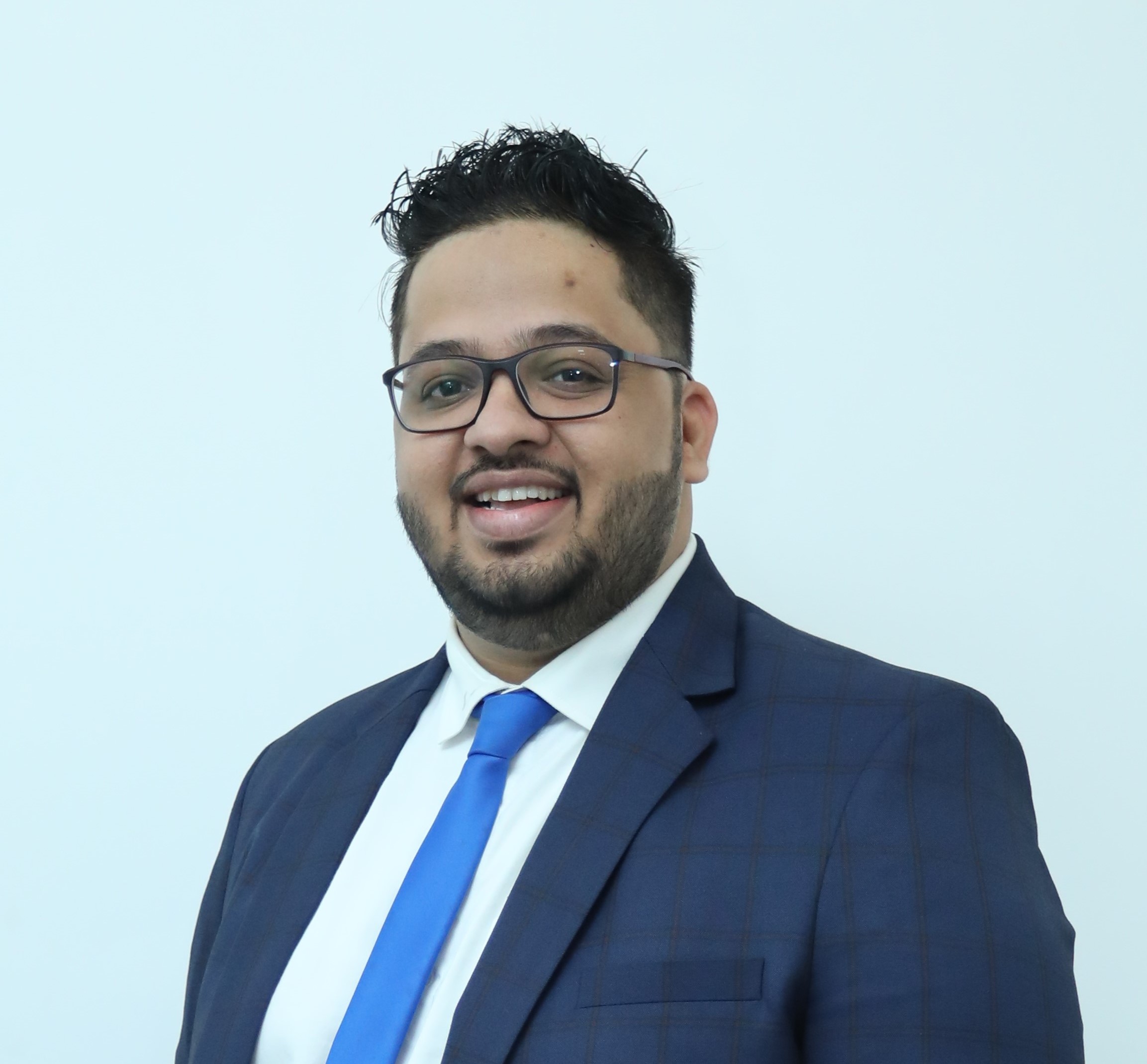 Henry Morris (Mujtaba Khan) - Chief Business Development Officer at iPlace