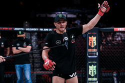 Monster Energy’s Aaron Pico Submits Aiden Lee in Main Card Fight at Bellator 260