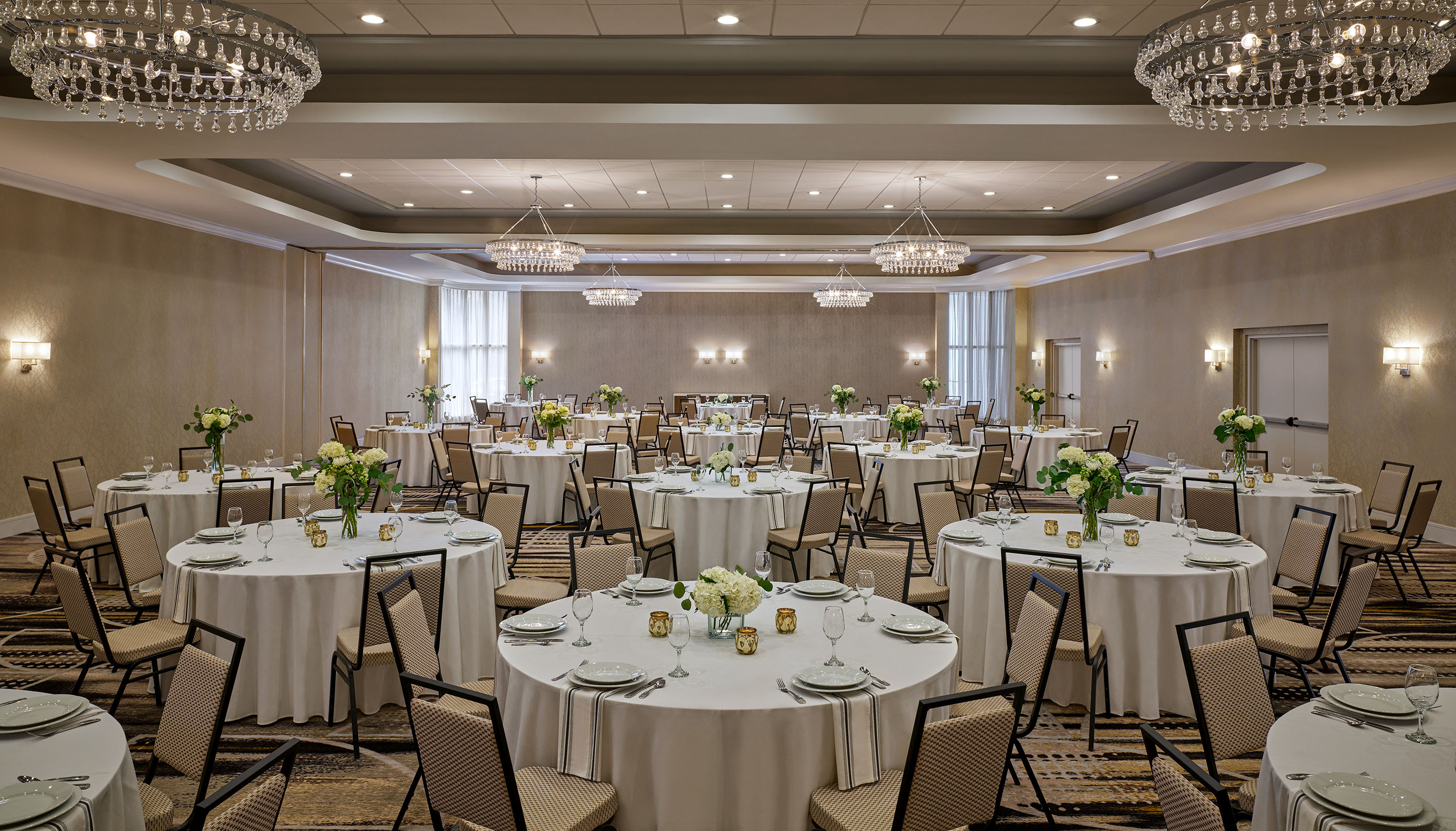 Ballroom at the Delta Hotels by Marriott Chicago Willowbrook
