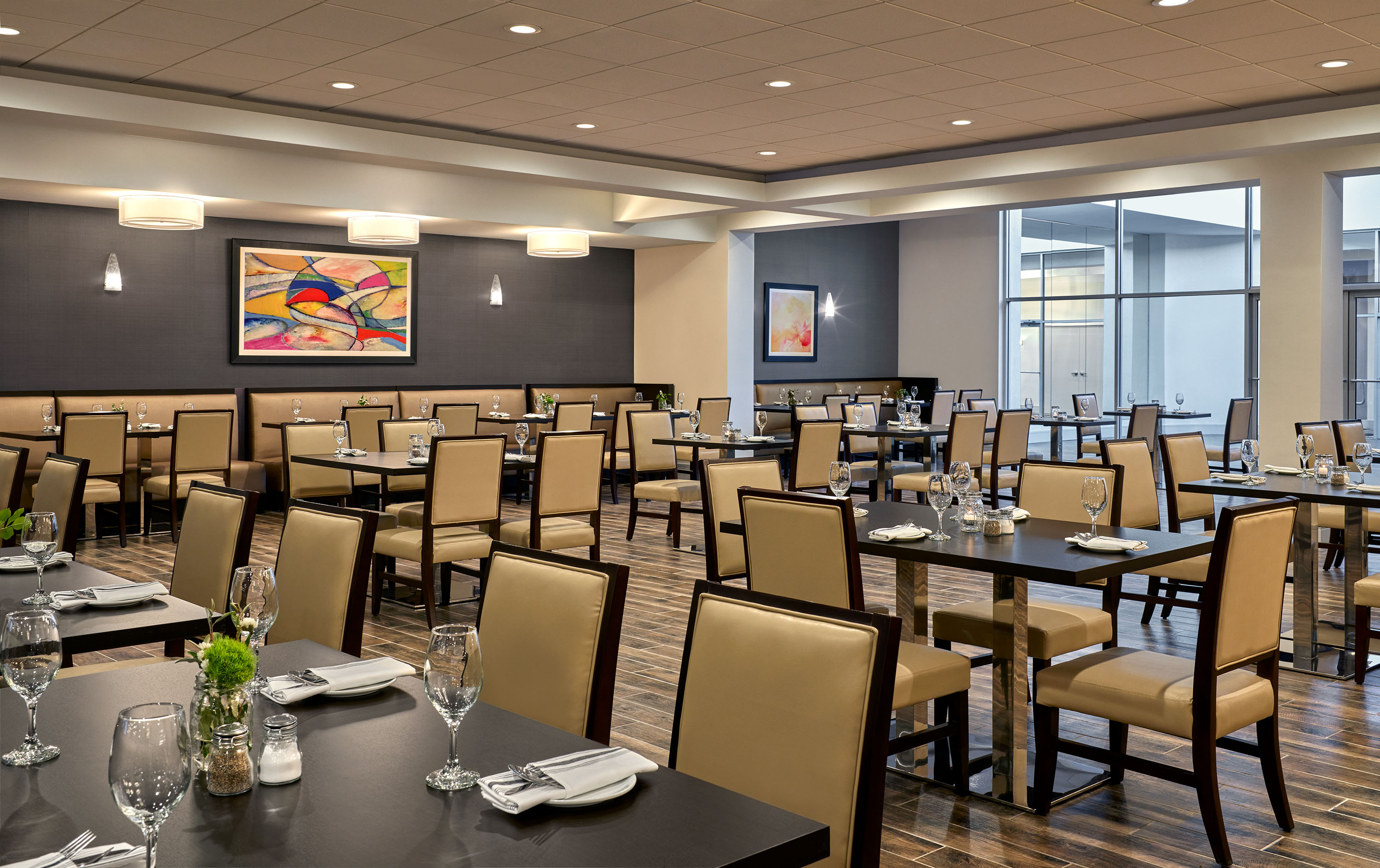 Willby's Restaurant & Bar at the New Delta Hotels by Marriott Chicago Willowbrook