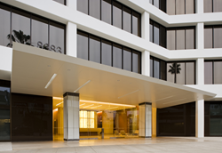 Oak Health Center Beverly Hills Office Entrance