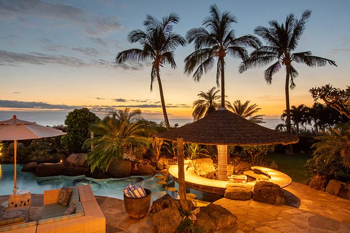 Courtesy of DestinationsInParadise.com