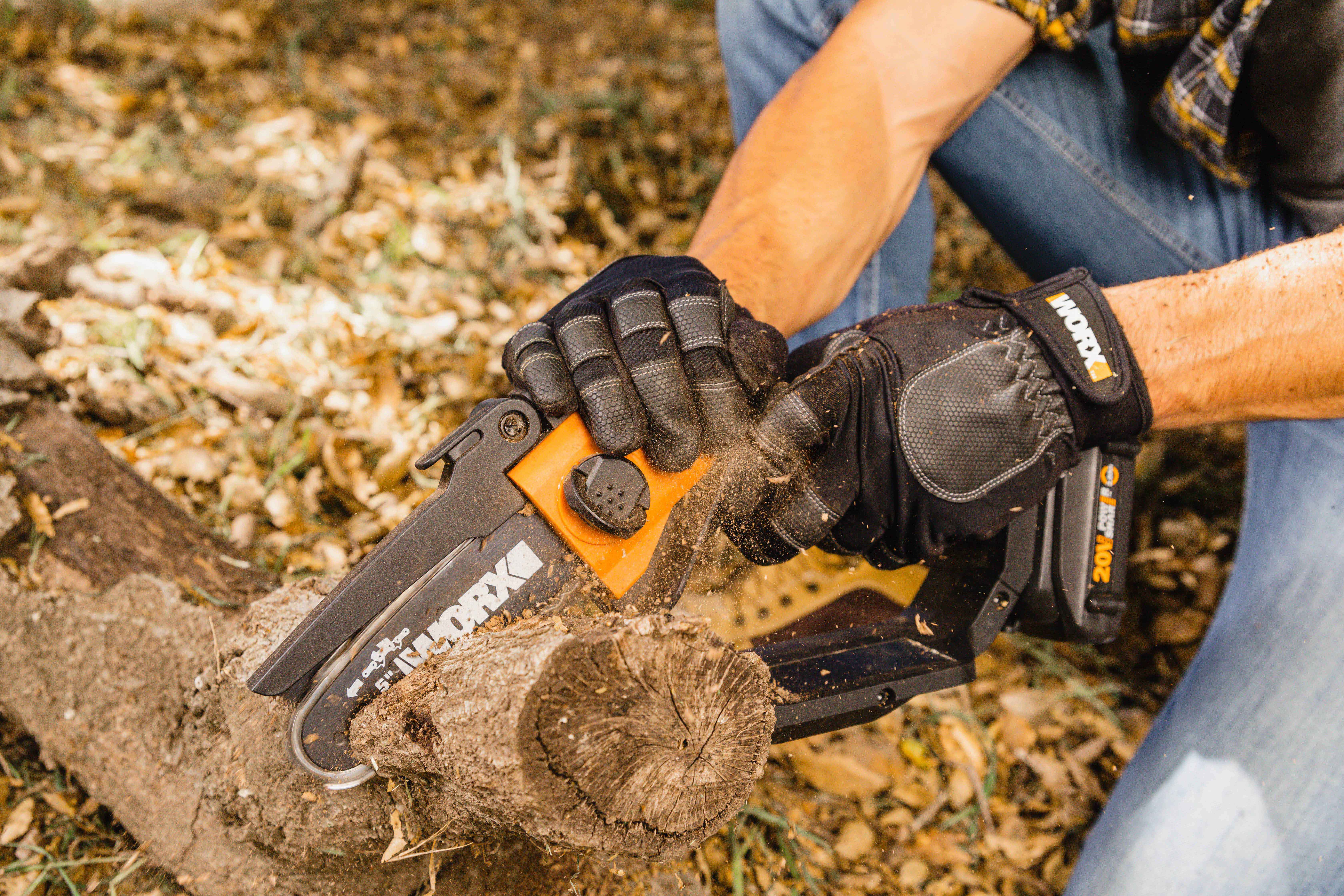 WORX 20V Power Share 5 in. Pruning Saw de-limbs branches up to 10 in. diam.