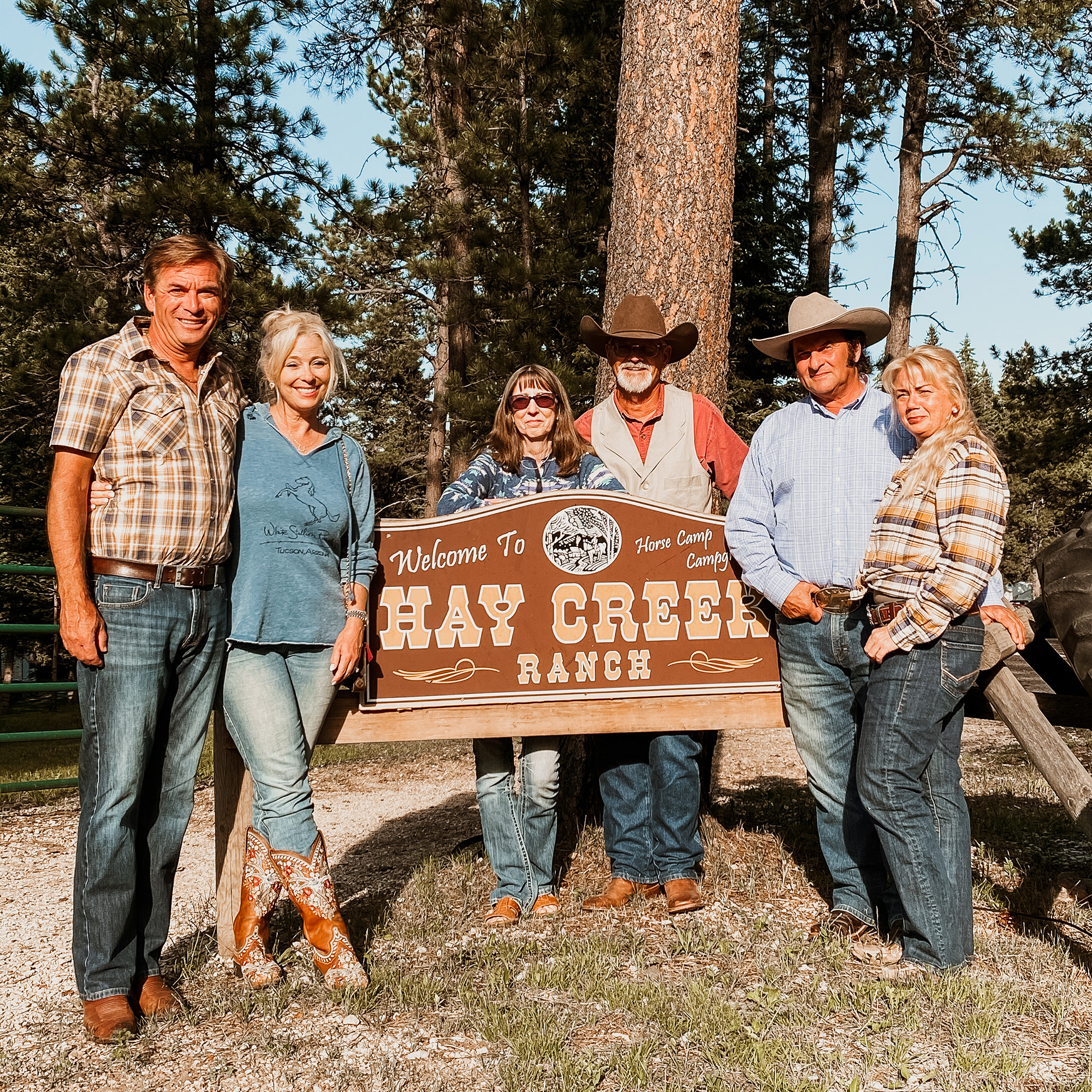 Jon and Cindy (left) with previous owners Jody and Doug (middle) and new managers Willie and Ami (right).