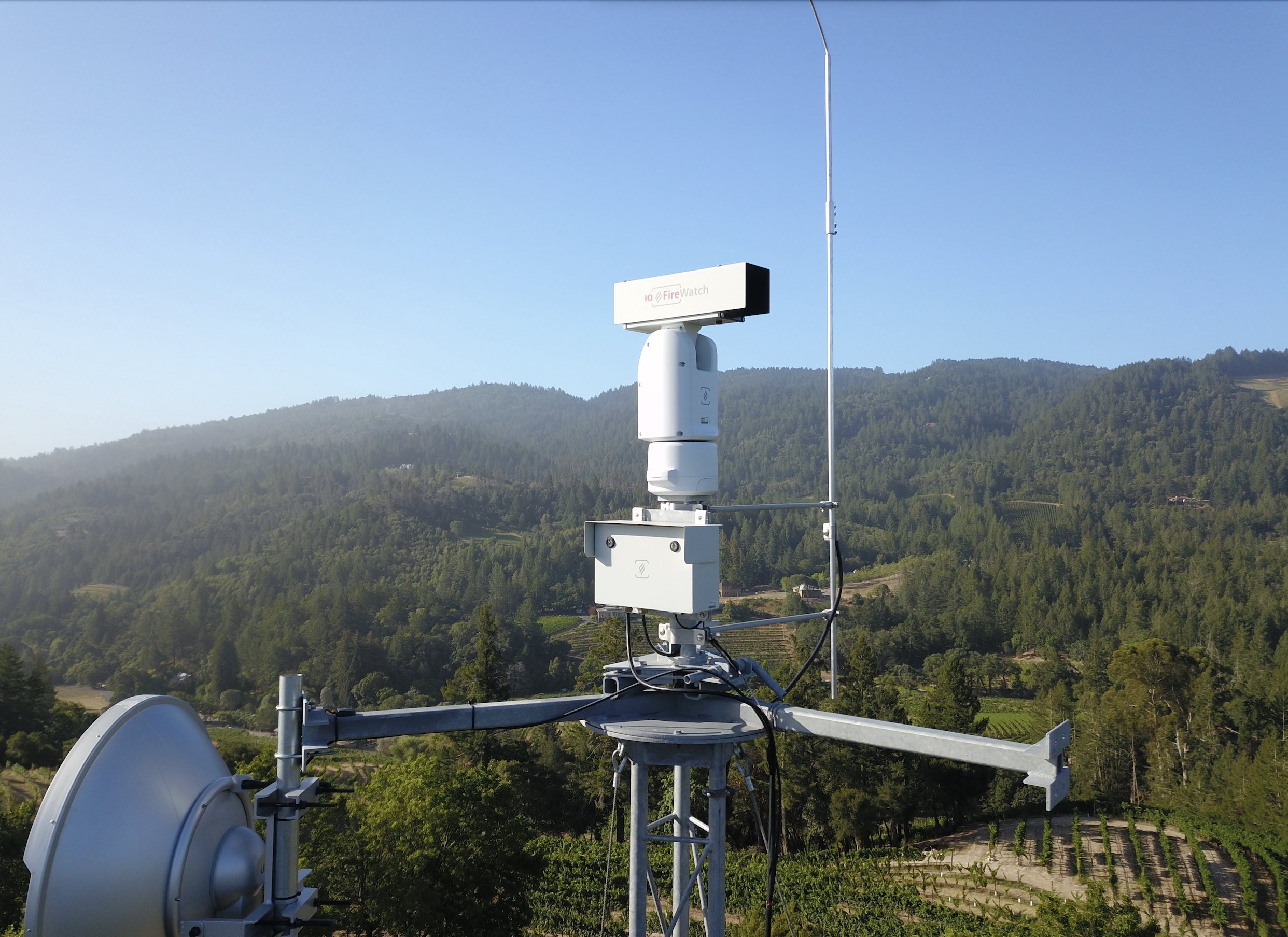 IQ FireWatch is an artificial intelligence-based system that uses optical and heat sensors to detect fires day or night; it sends an immediate alert notification with images to authorities.