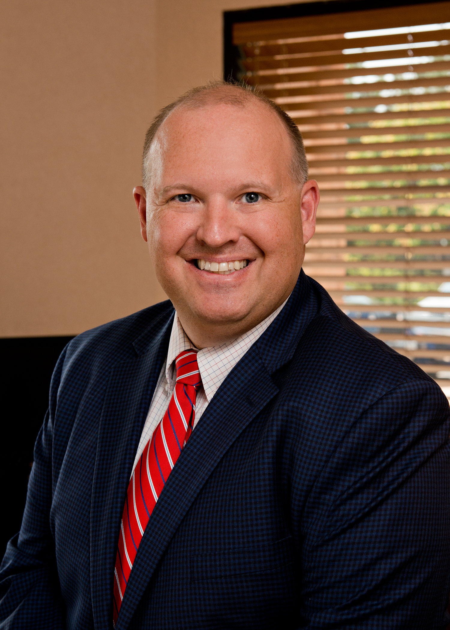 Luke Smith named Vice President, Commercial Banking, at Academy Bank in Colorado Springs