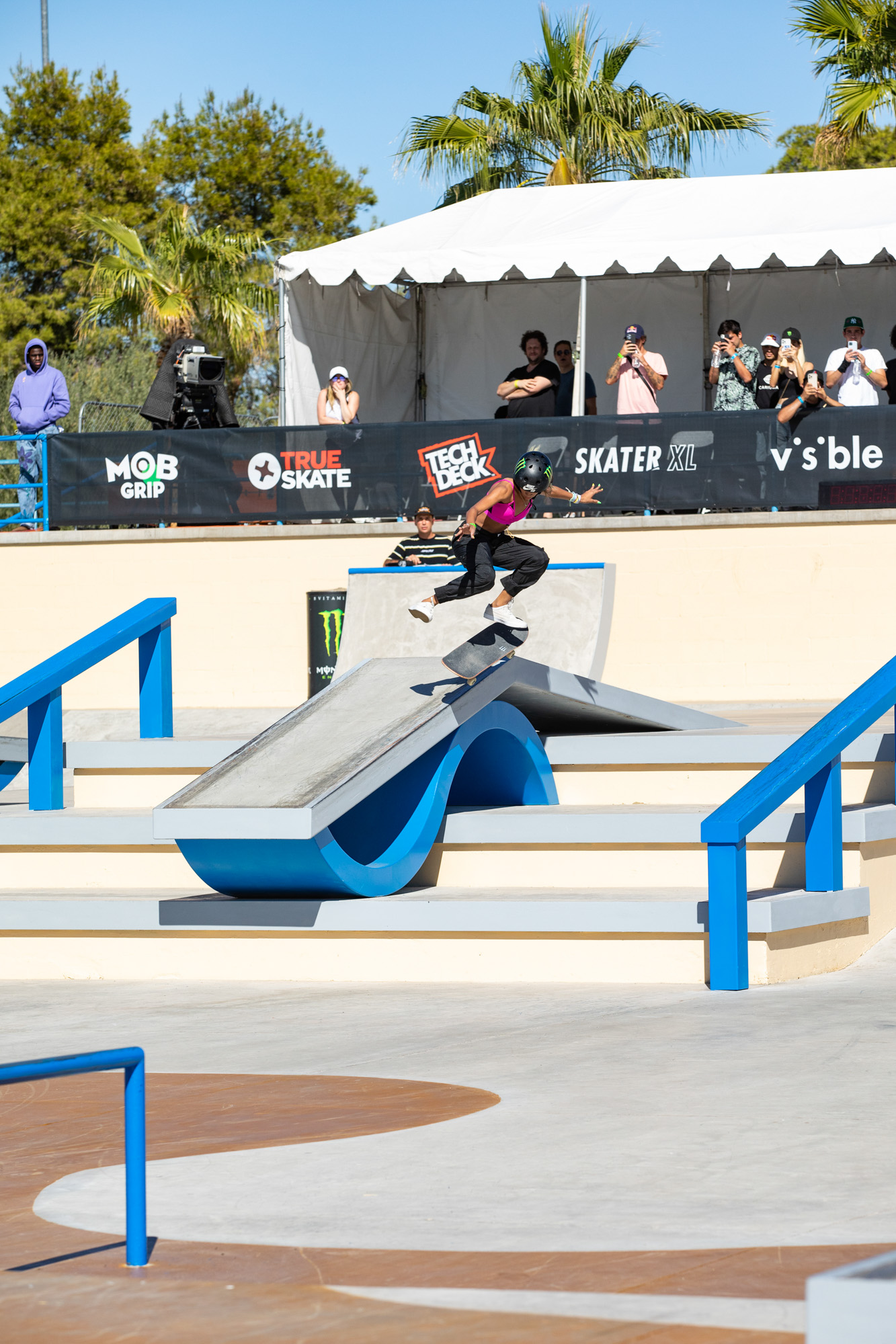 Monster Energy’s Rayssa Leal and Nyjah Huston Earn Dominant Victories