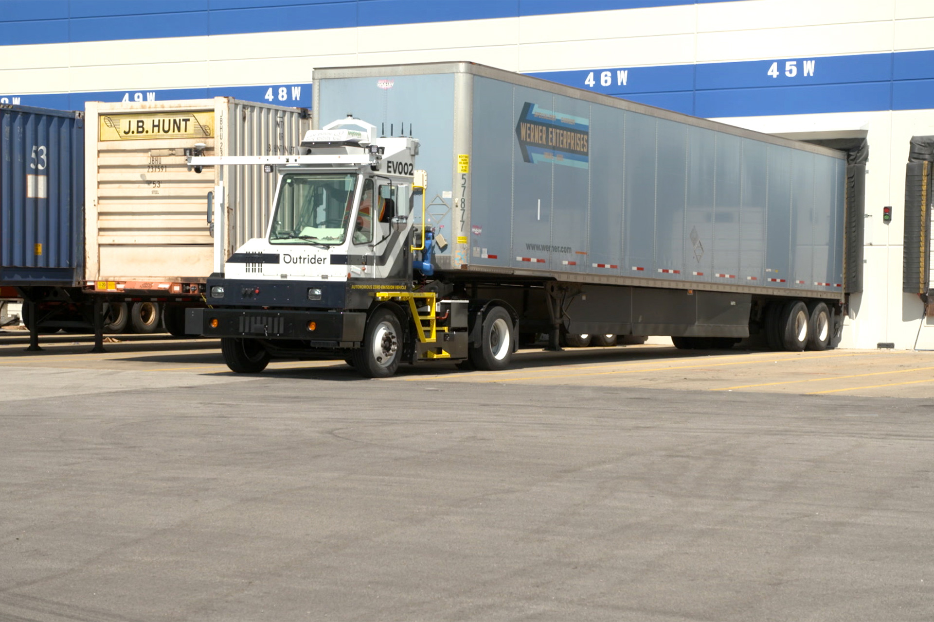The Outrider System autonomously moves trailers to and from loading docks and parking spots.
