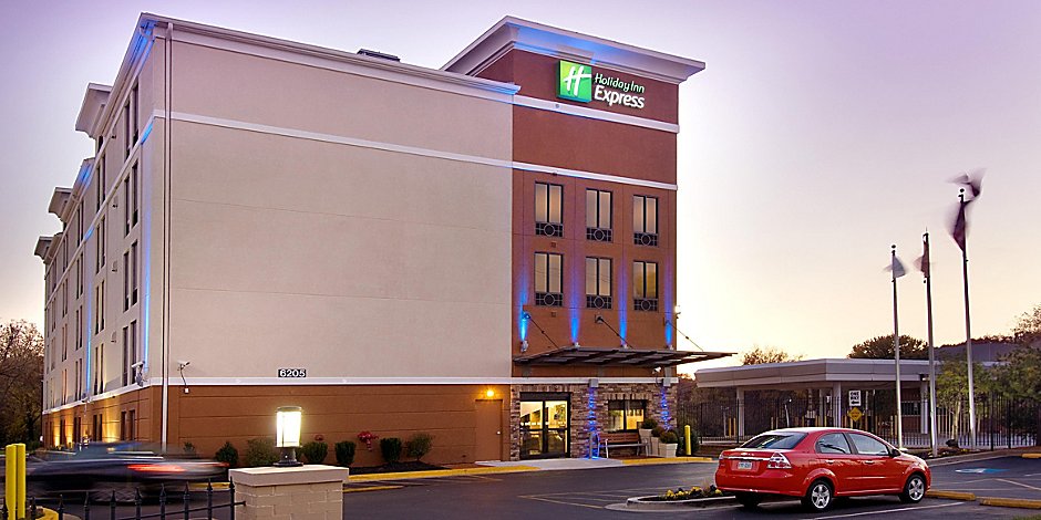 Holiday Inn Express Washington DC - BW Parkway, an IHG Hotel