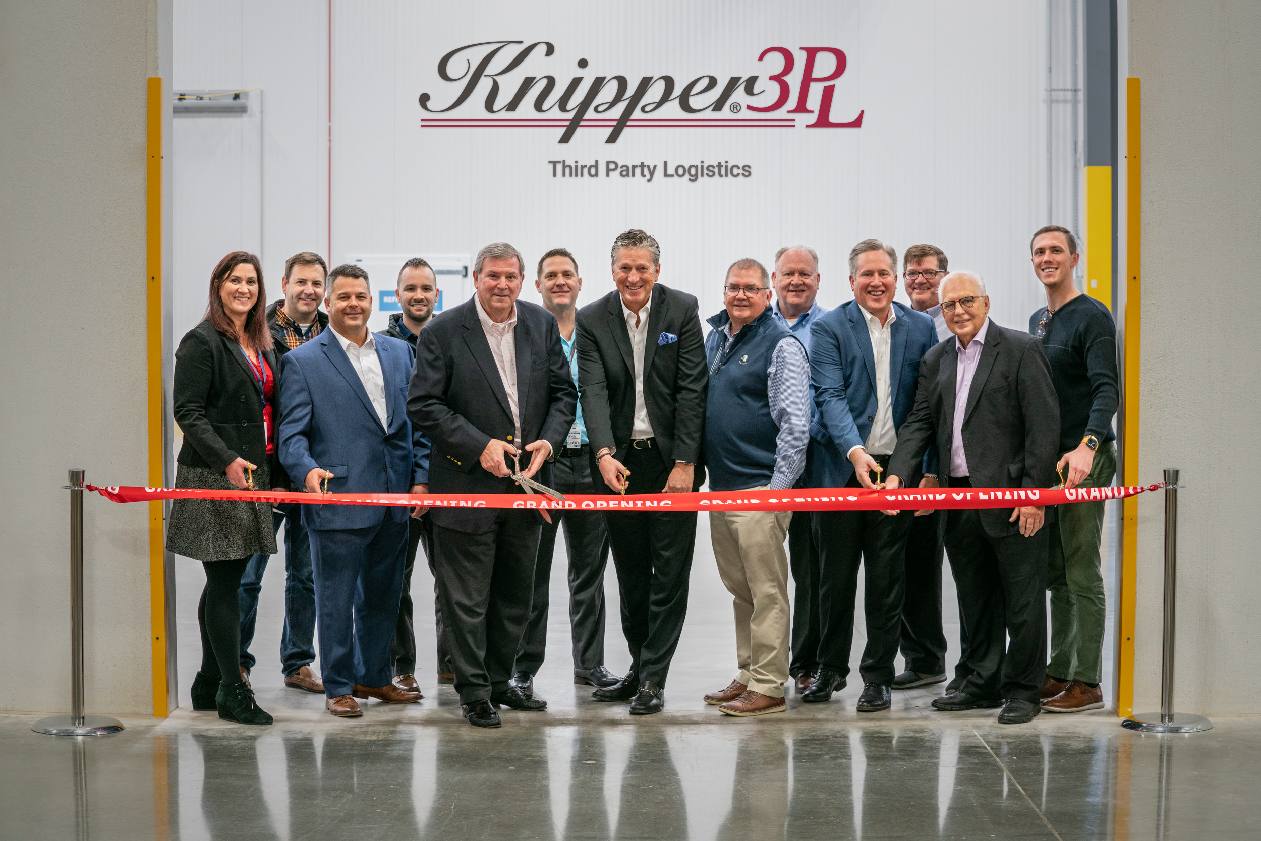 Located between Charlestown & Jeffersonville, IN, Knipper’s facility is situated in the River Ridge Commerce Center.