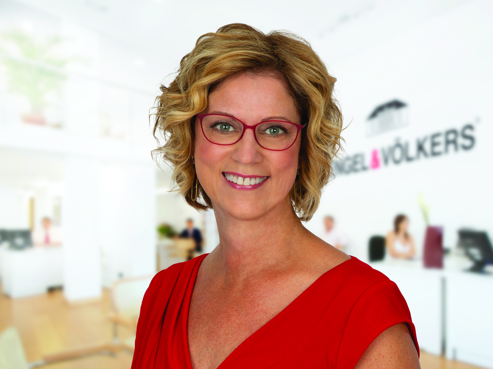 Kelly Pankiw, real estate advisor with Engel & Völkers Venice Downtown