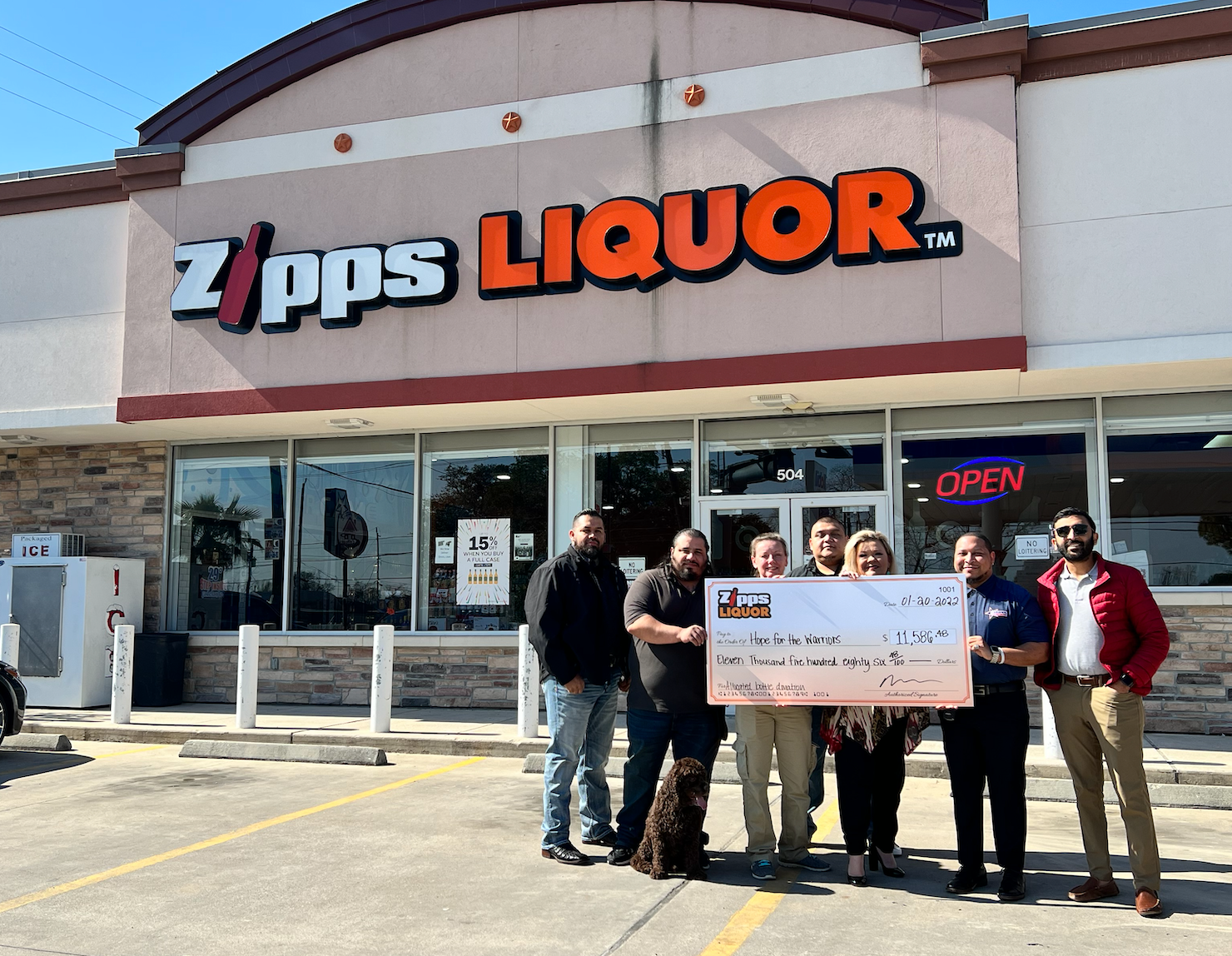 Zipps Liquor Presents Donation Check to Hope for the Warriors