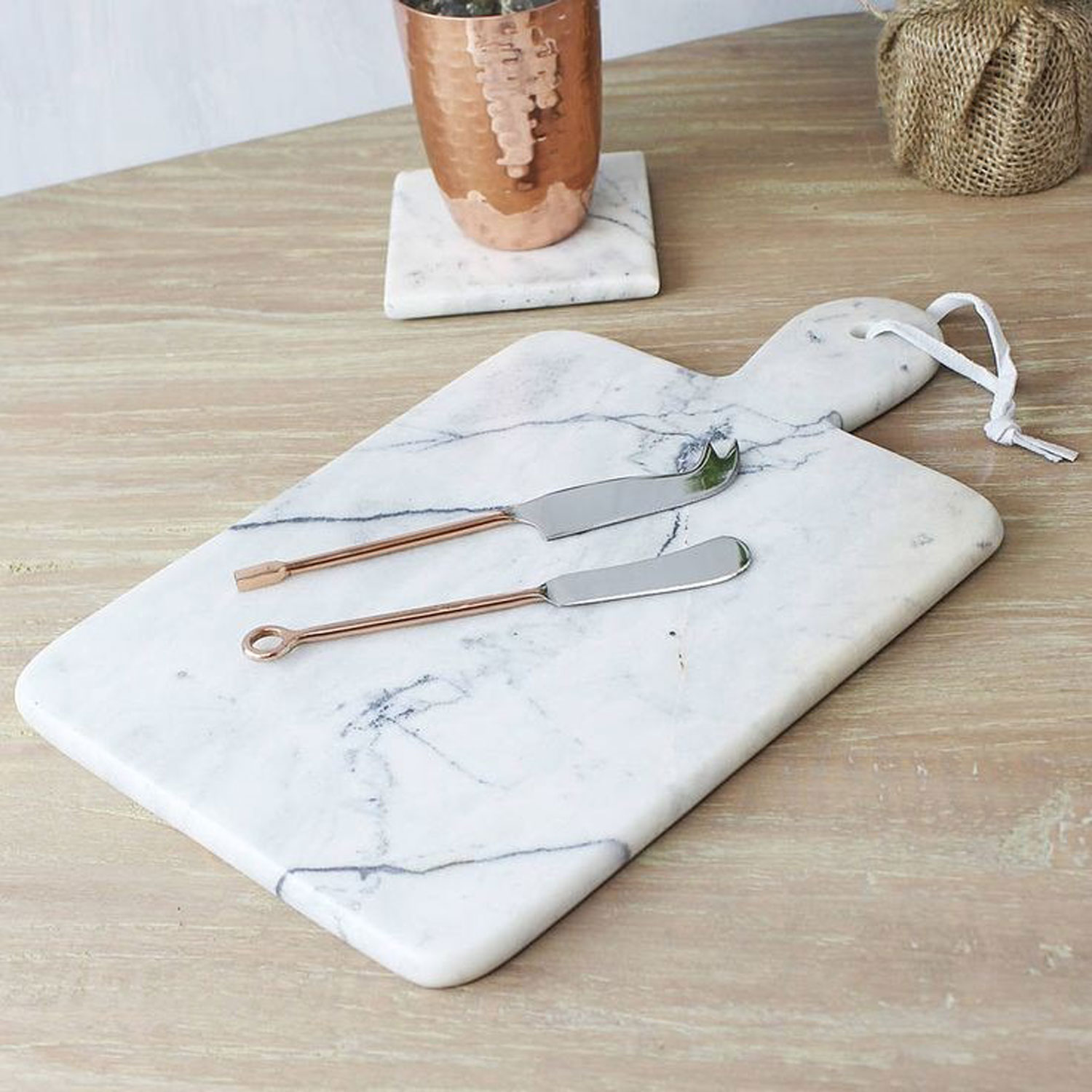 Bloom Marble Charcuterie Board With Leather Strap