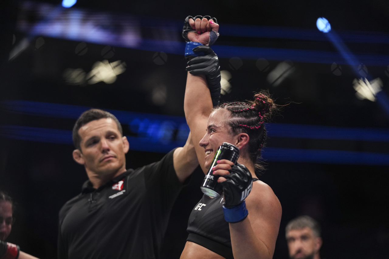 Monster Energy’s Maycee Barber Defeats Jessica Eye at UFC 276