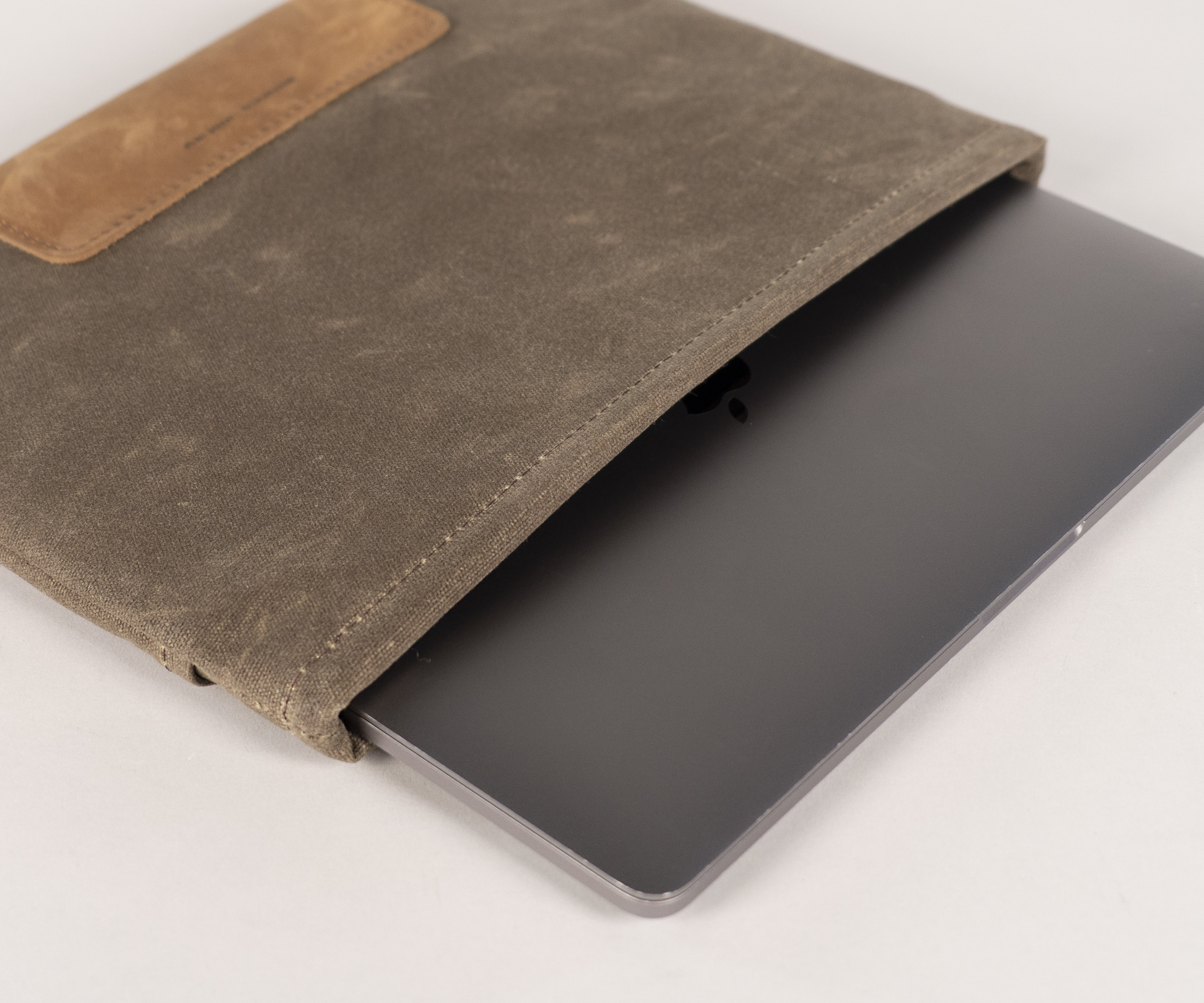 Custom-fitted Magnetic Laptop Sleeve