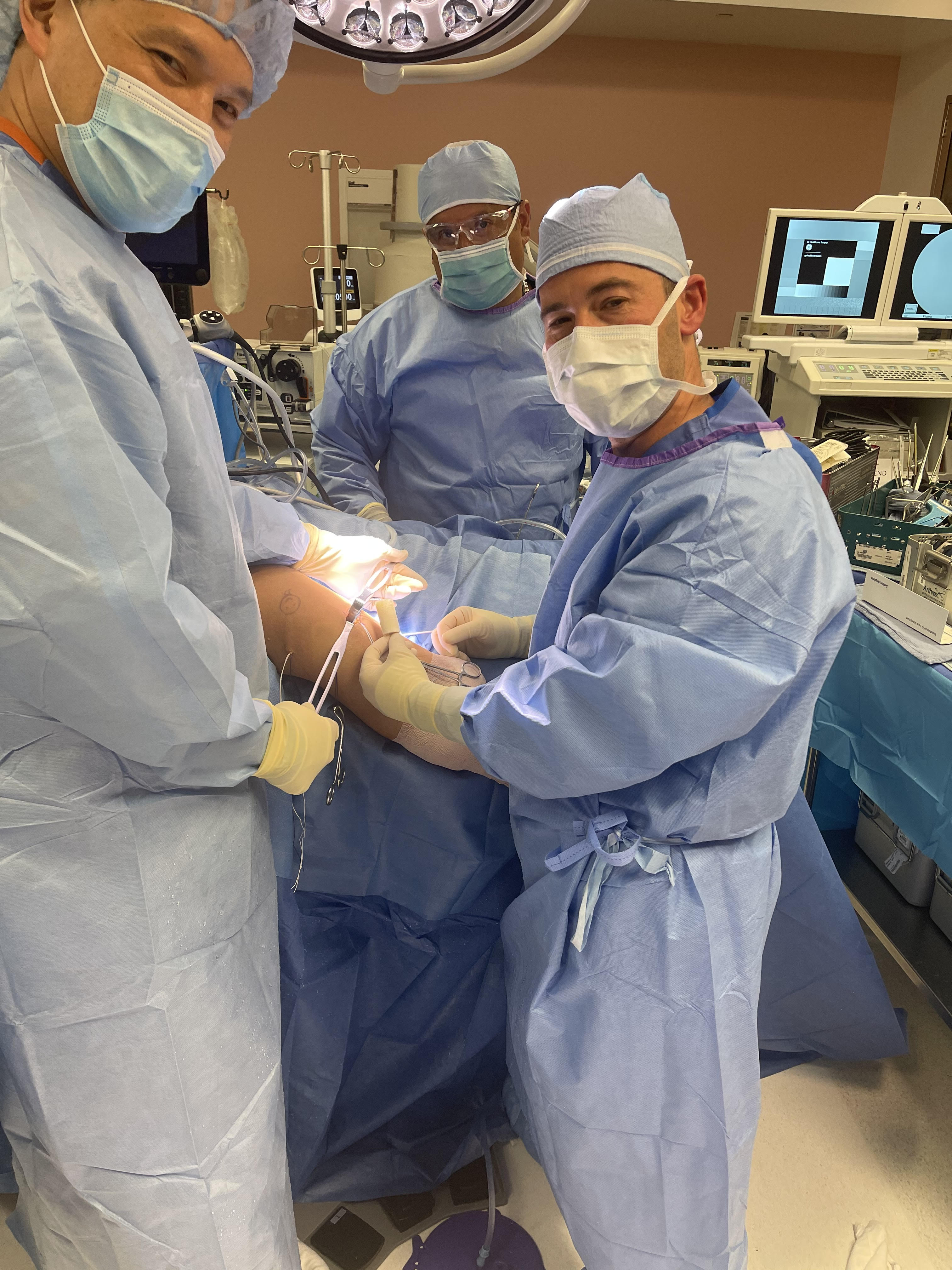 Dr. Joshua Strassberg and Dr. David Lin perform TPOC’s for first BEAR procedure on a 15-year-old patient.