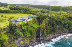 Thumb image for Hawaiis Spectacular Waterfalling Estate & Justin Bieber Vacation Place Is Going To Auction