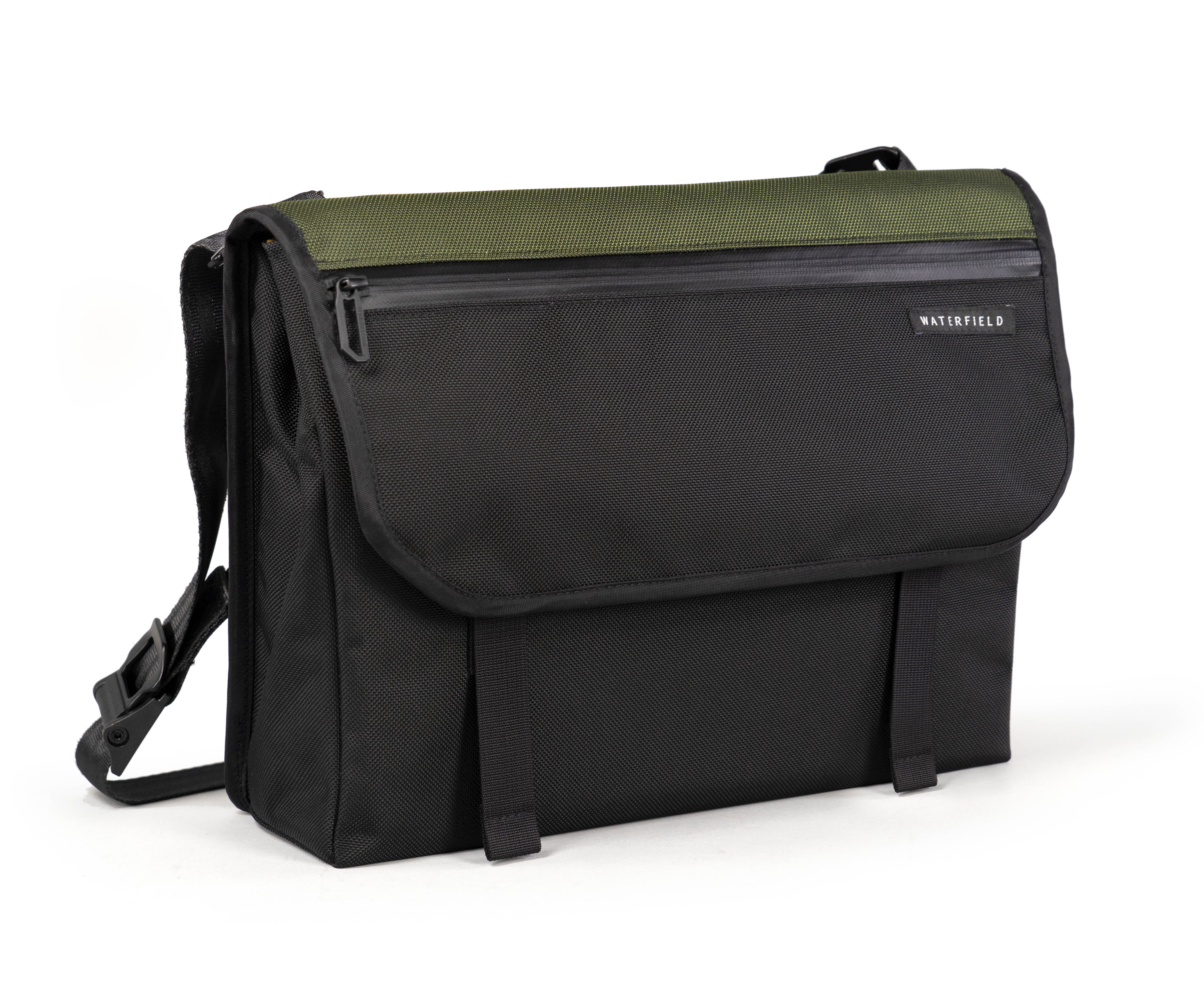 The Essential Messenger Laptop Bag