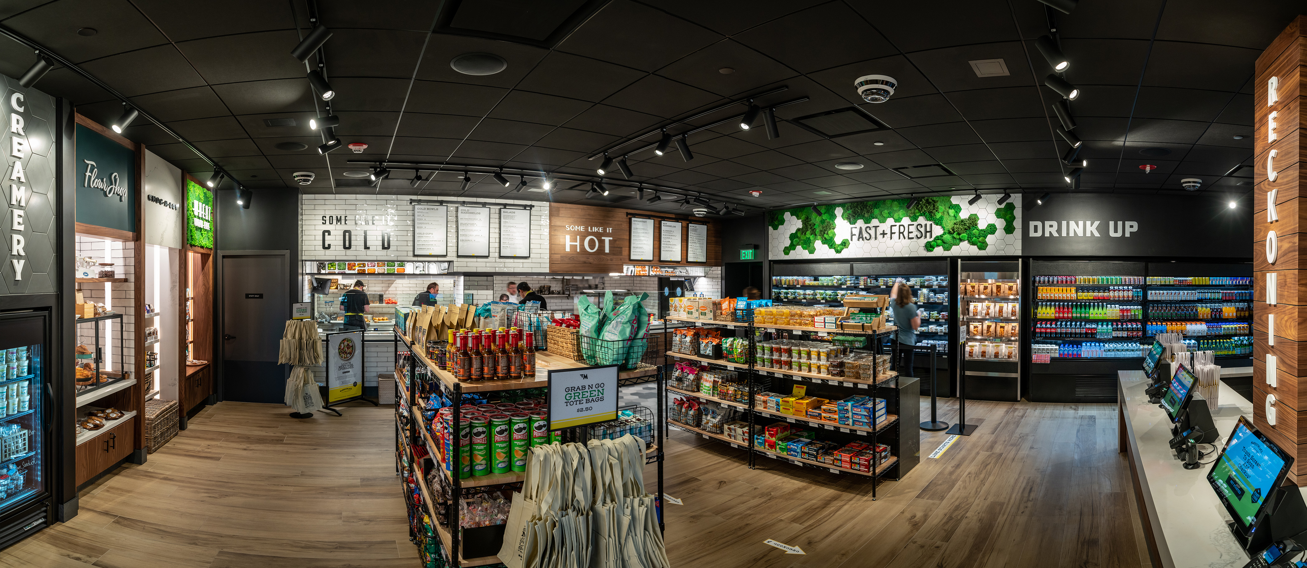 Marketplace, an Urban Eatery offers fresh and locally sourced, made-to-order and grab ‘n’ go meals. Photo courtesy of Marketplace, an Urban Eatery.