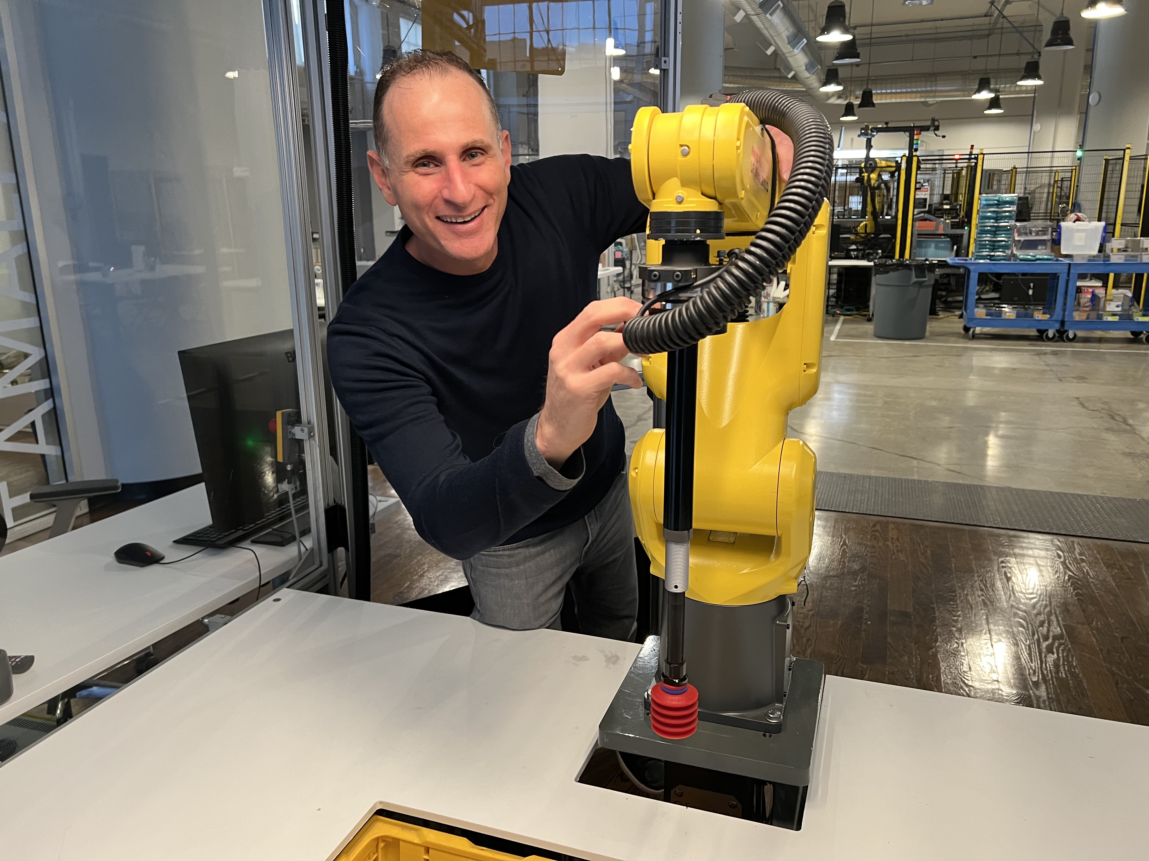 “OSARO is known for pushing the envelope on what industrial robots can achieve, and I can see enormous potential for expanding their capabilities in the e-commerce sector,” said ElKatcha.