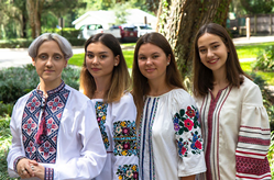 Portrait of four Ukrainian students at Stetson University.