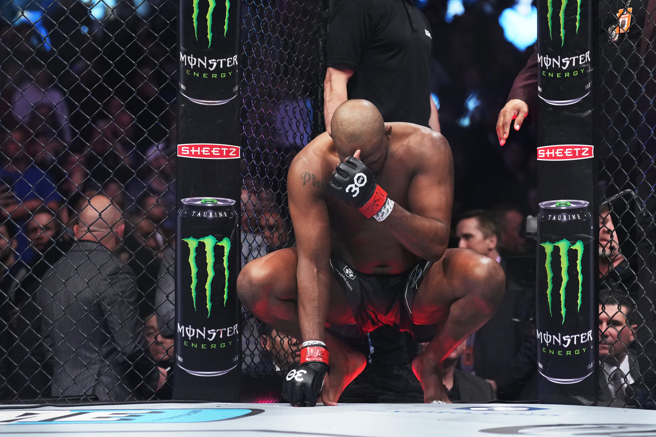 Monster Energy’s Jon Jones Defeats Ciryl Gane to Claim UFC Heavyweight World Championship Title at UFC 285 in Las Vegas