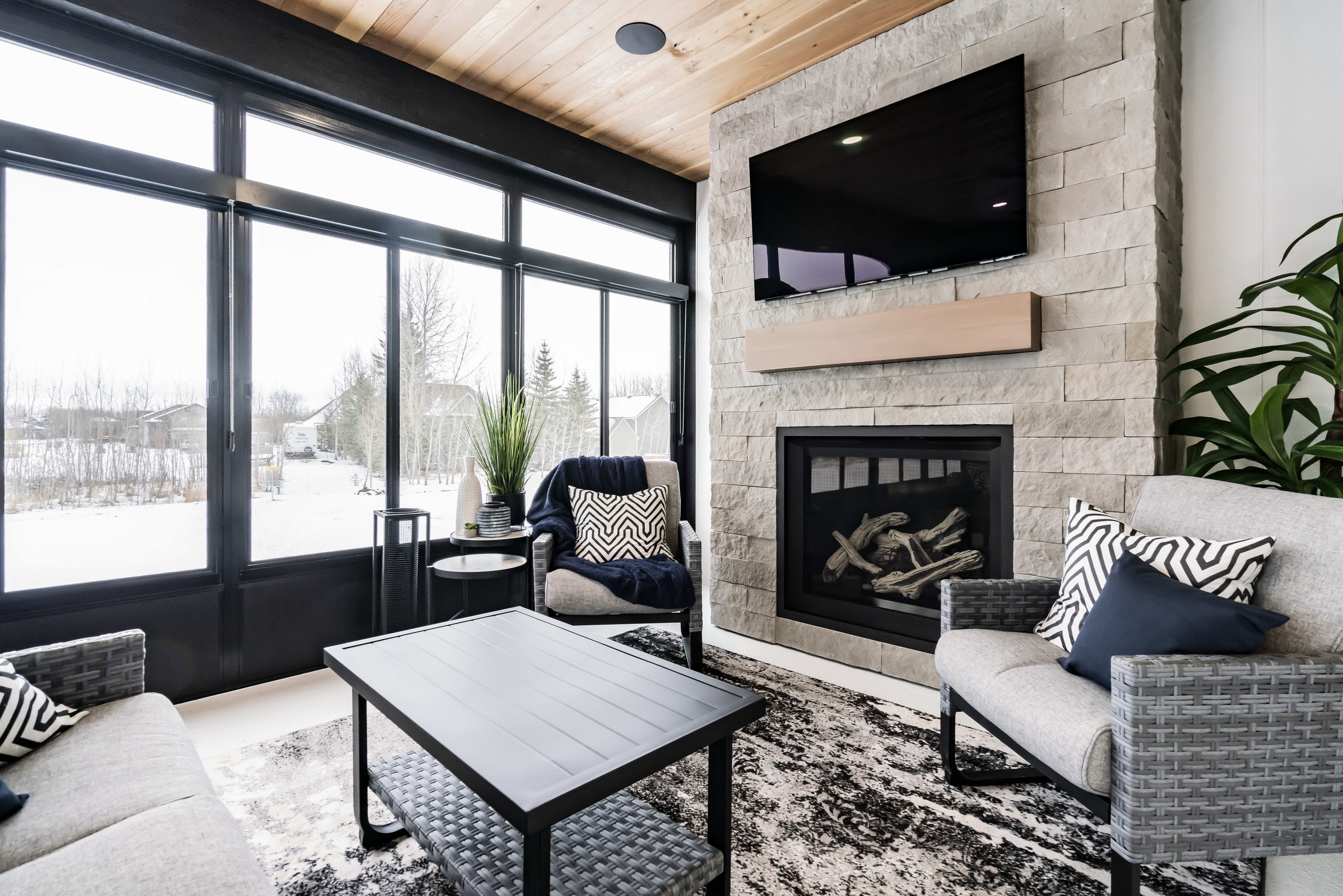 Cultured Stone’s refreshed brand messaging encourages builders, designers, homeowners and more to explore the limitless boundaries of their creativity. Shown: Hewn Stone in Span.