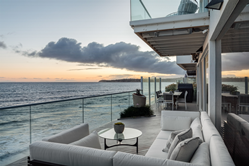 Thumb image for Celebrity Homes: Malibu Oceanfront Home As Seen In Heat- With Robert De Niro & Al Pacino