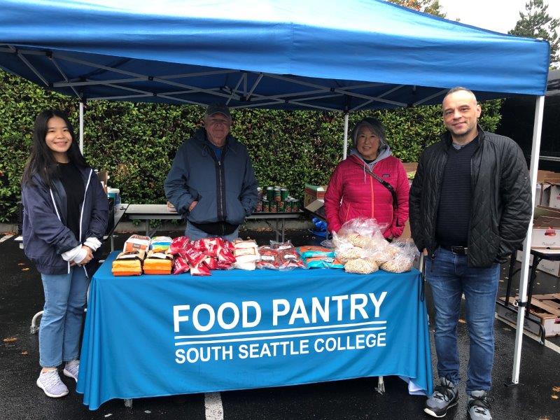 Caption: Verity Microgrant Recipient, South Seattle College Food Pantry host a pop-up farmers market created with the funds they received (higher res image HERE)