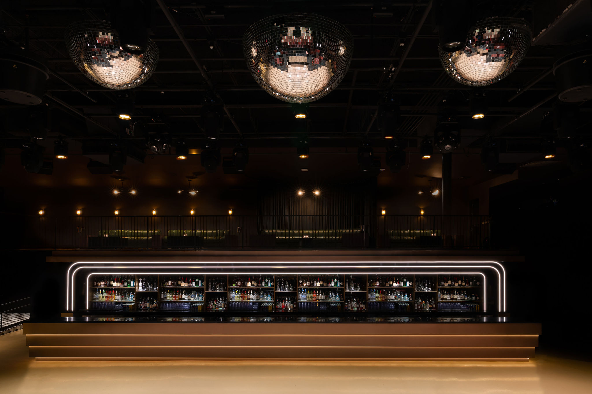 Studio 54-Inspired Nightclub Bar