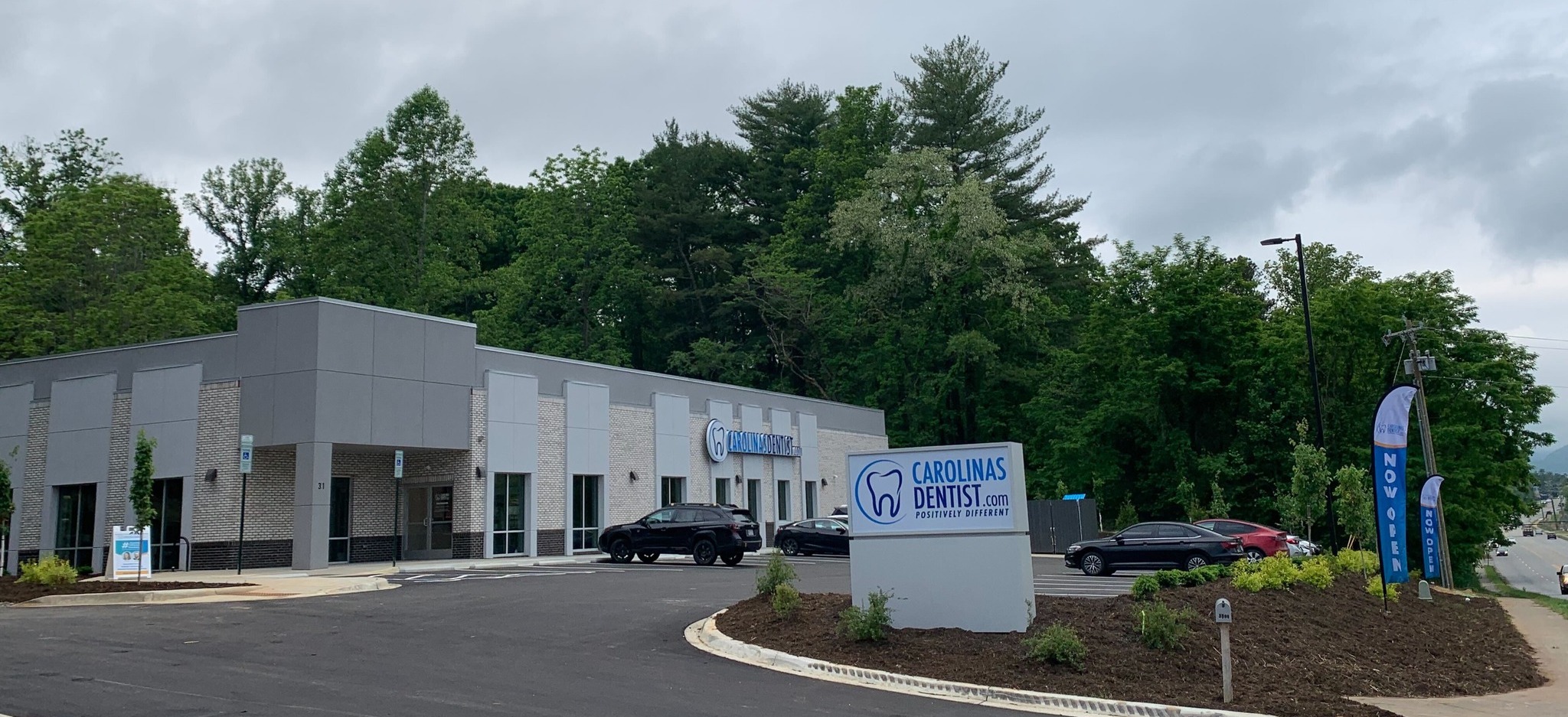 CarolinasDentist, a North Carolina-based dental practice, has opened a new office serving Asheville and the surrounding community.