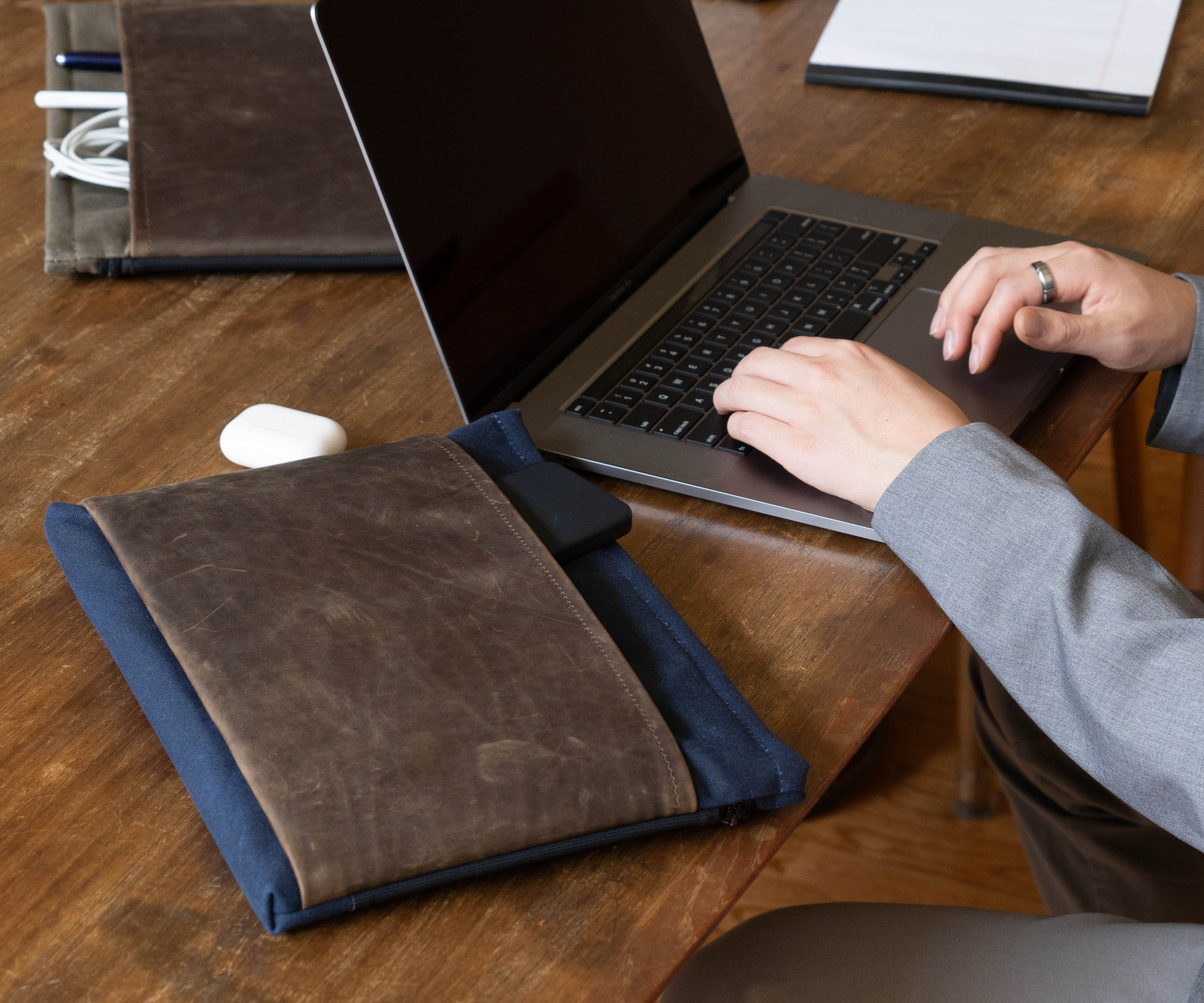 Meeting-ready Folio Laptop Sleeve
