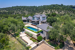 Thumb image for PLACE Partner Jeannette Spinelli Presents Luxury Opportunity in Westlake