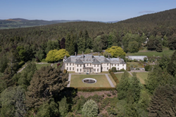 Celebrity Homes: Bob Dylan's Breathtaking Scottish Highland Estate
