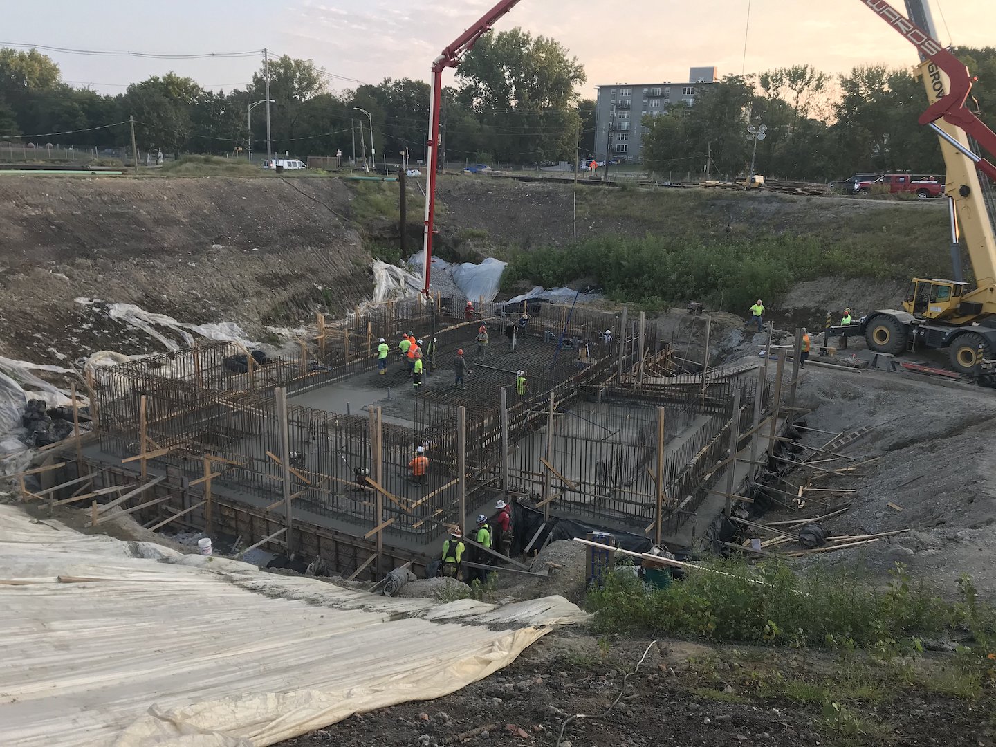 Pouring a robust and waterproof concrete mix: PENETRON ADMIX-treated concrete was used for both the ready-mix concrete and pre-cast elements of the expanded and upgraded East WWTP.